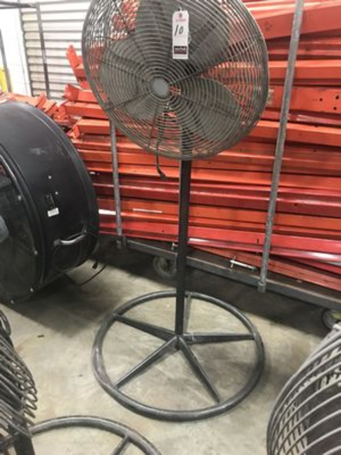 DAYTON 26" DIA. ELEC. PED. FAN