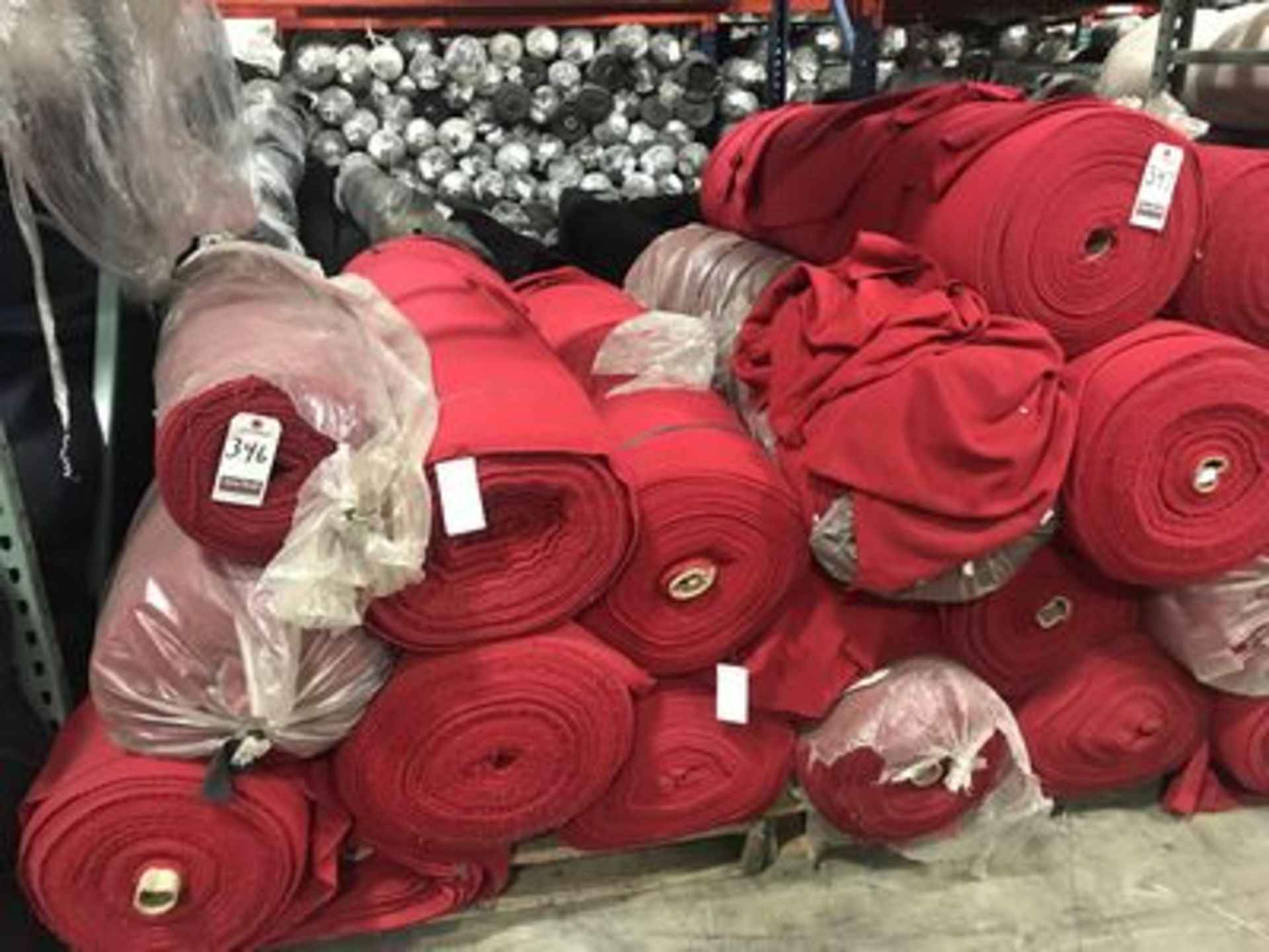 YDS. RED PLUSH WOOLEN FABRIC, 60% WOOL 40% POLYESTER