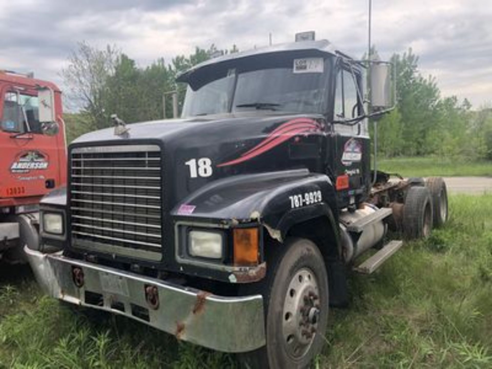 1997 MACK CH613 TRUCK TRACTOR, DIESEL, EATON FULLER 8 SPD. TRANS., 817,153 MI., VIN #