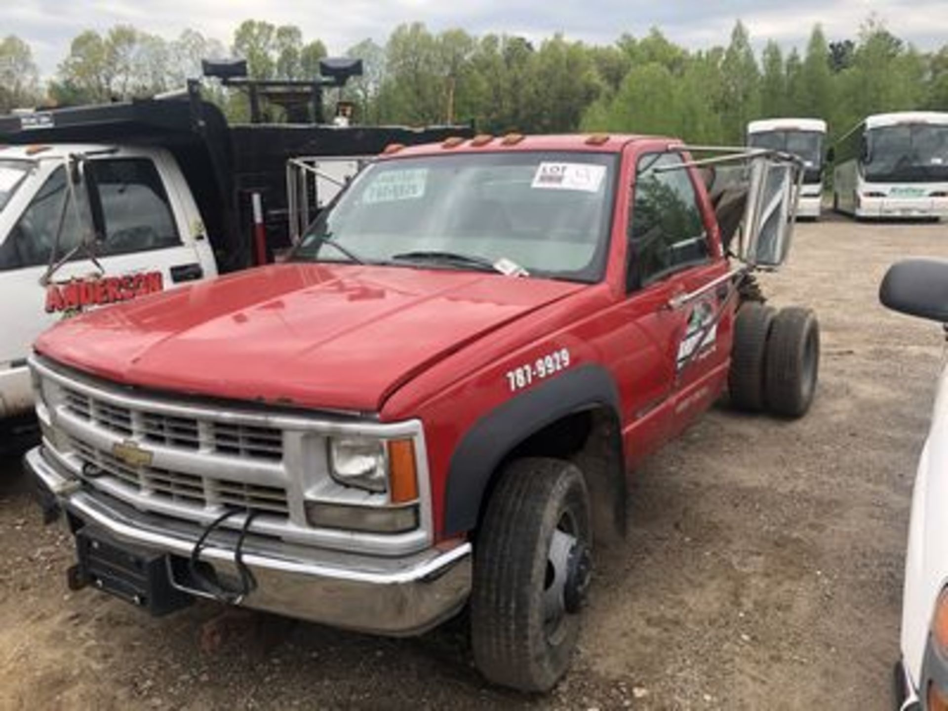 2000 CHEVROLET 3500 CAB & CHASSIS DUMP TRUCK, DIESEL, S/A, DUAL WHEELS, AT, AC, 154,200 MI., VIN #