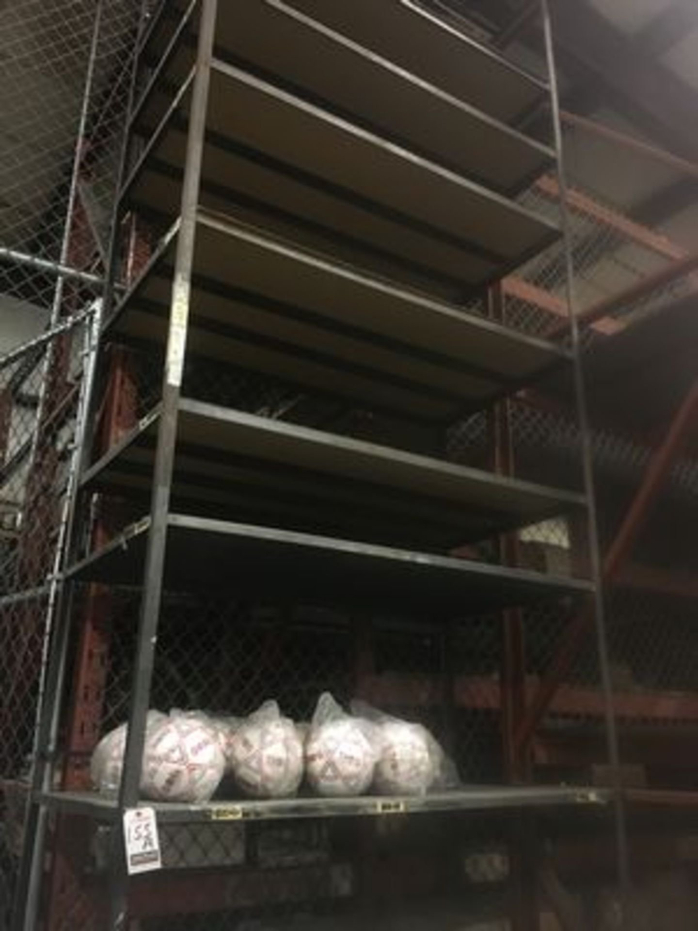 4'X16' METAL SHELVING