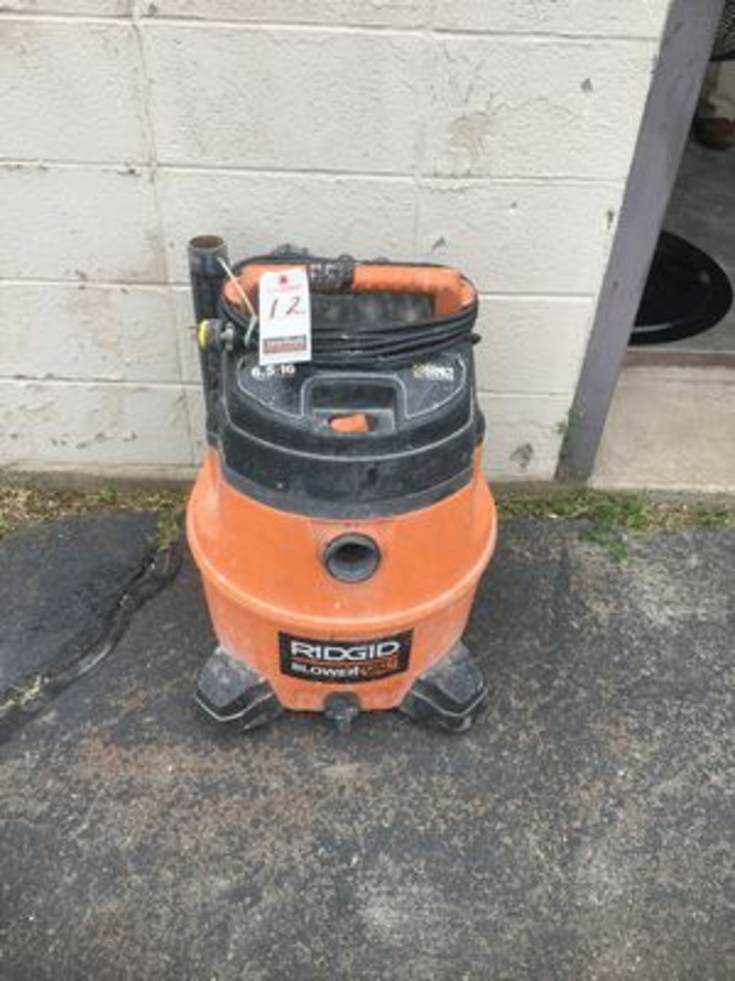 RIDGID 16-GAL. PORT. WET/DRY VAC.