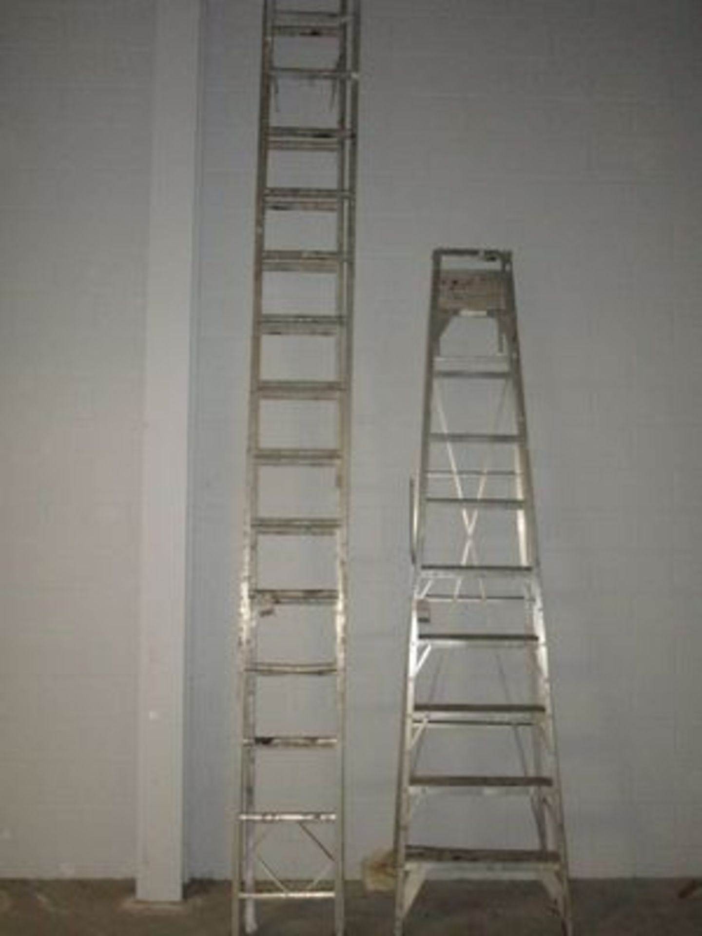 28' ALUM. EXTENSION LADDER