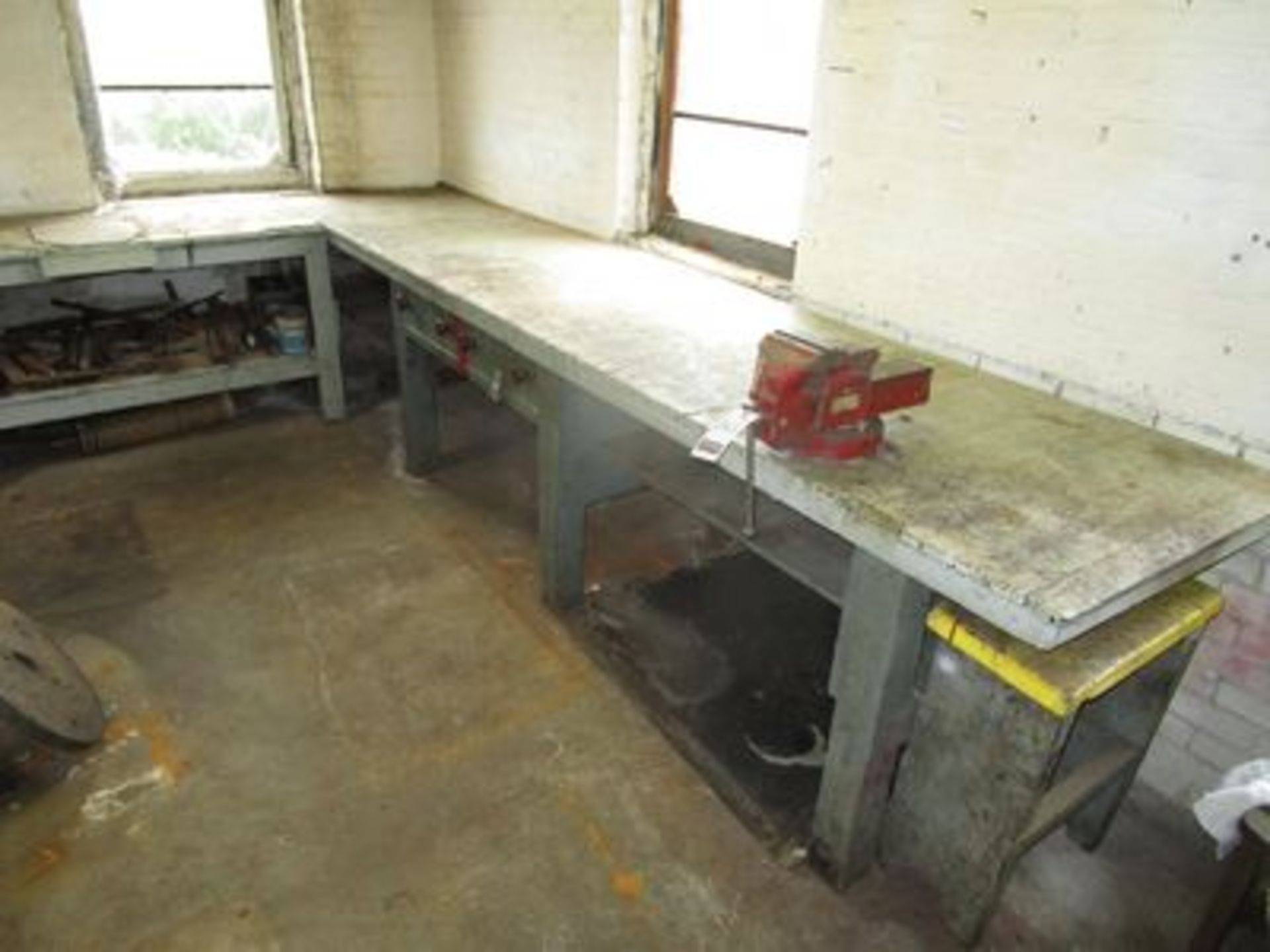 12'X10' "L" SHAPED WOODEN WORKTABLE W/ ENCO 6" SWIVEL BENCH VISE & CONTENTS