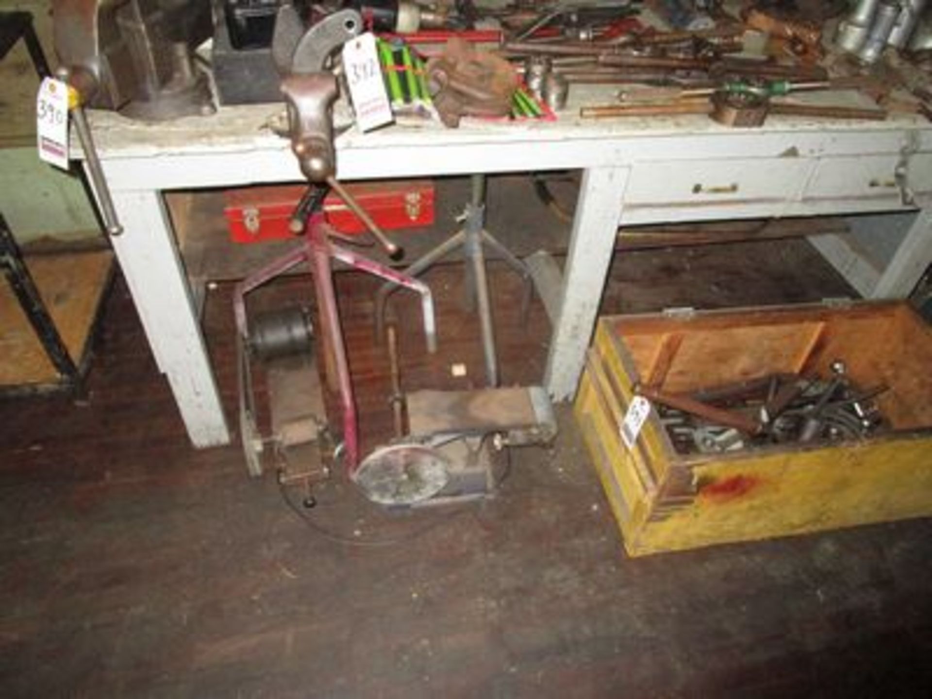 6' WOOD WORKTABLE W/ 3" BENCH VISE