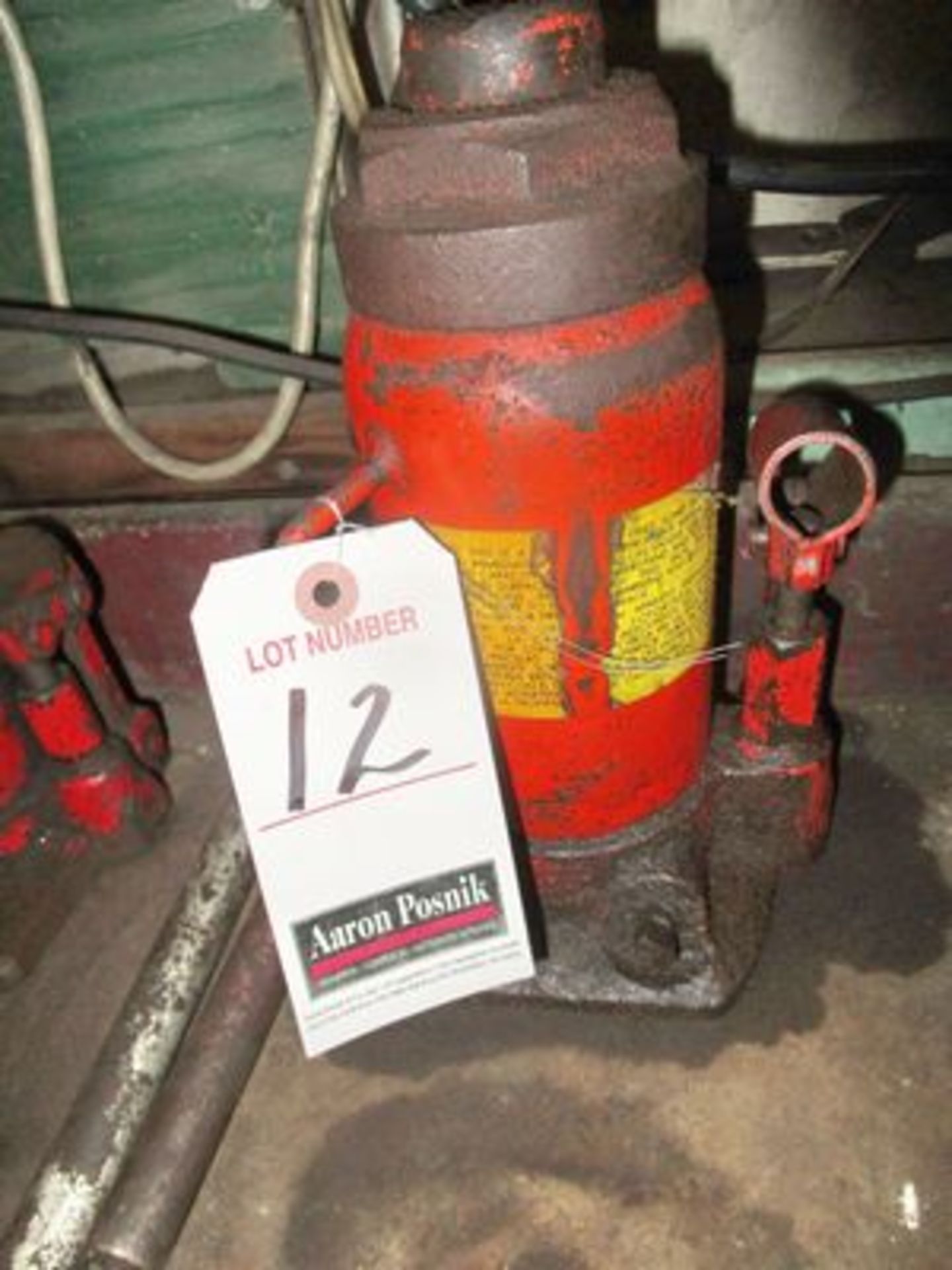 HEIN WERNER 12-TON BOTTLE JACK