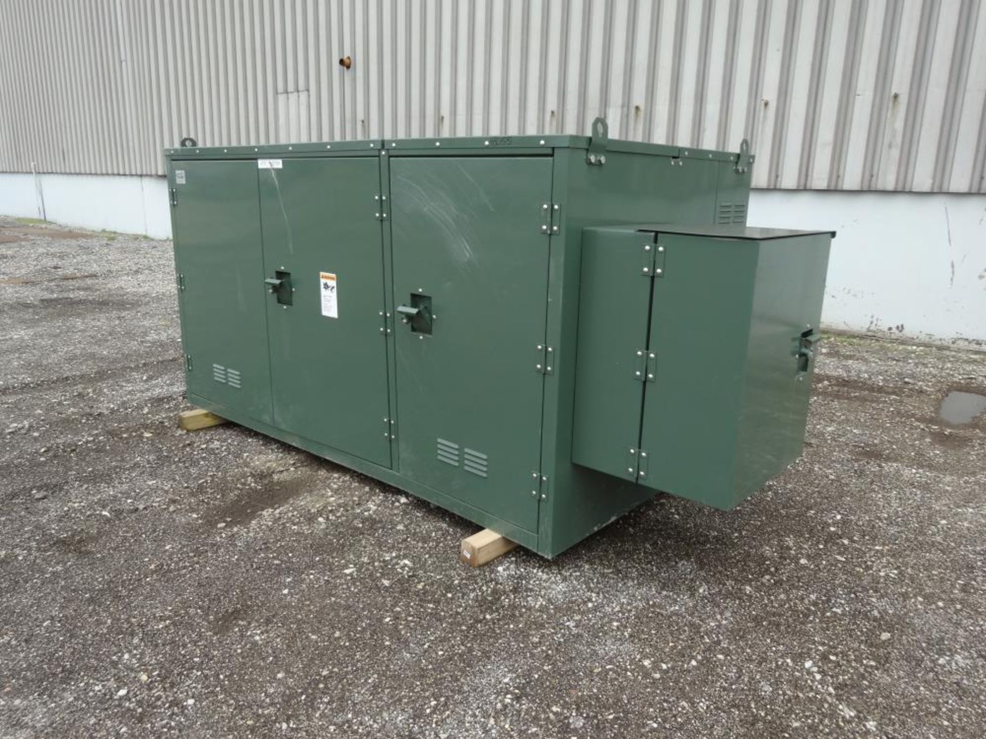 G & W Electric Padmount Style Gas Insulate Switchgear - Bild 10 aus 12