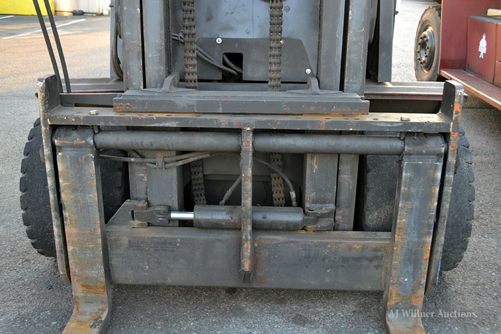 Taylor model THD-160 forklift truck - Image 3 of 5