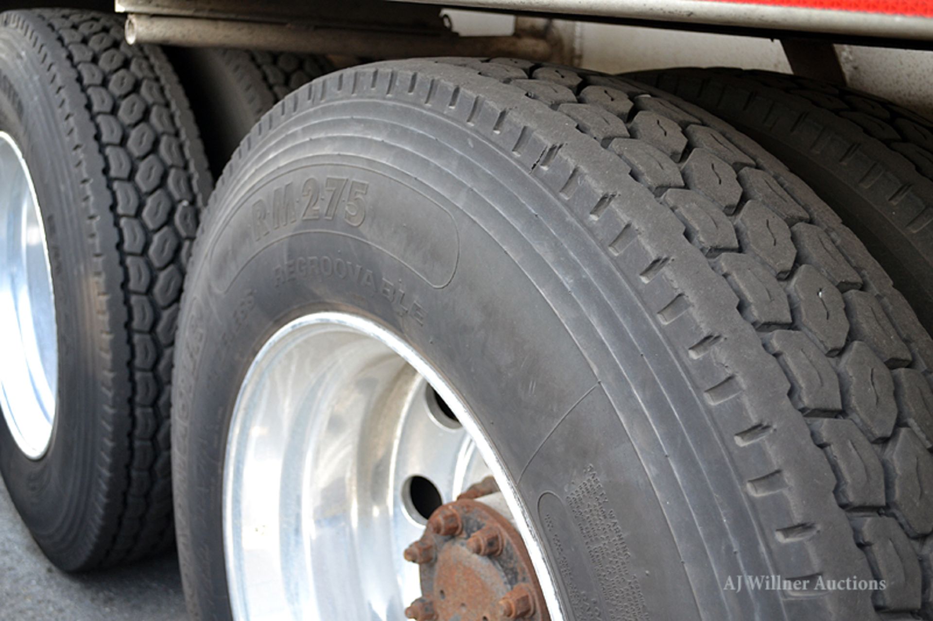 1998 Peterbilt model 379 tandem axle tank truck, - Image 9 of 12