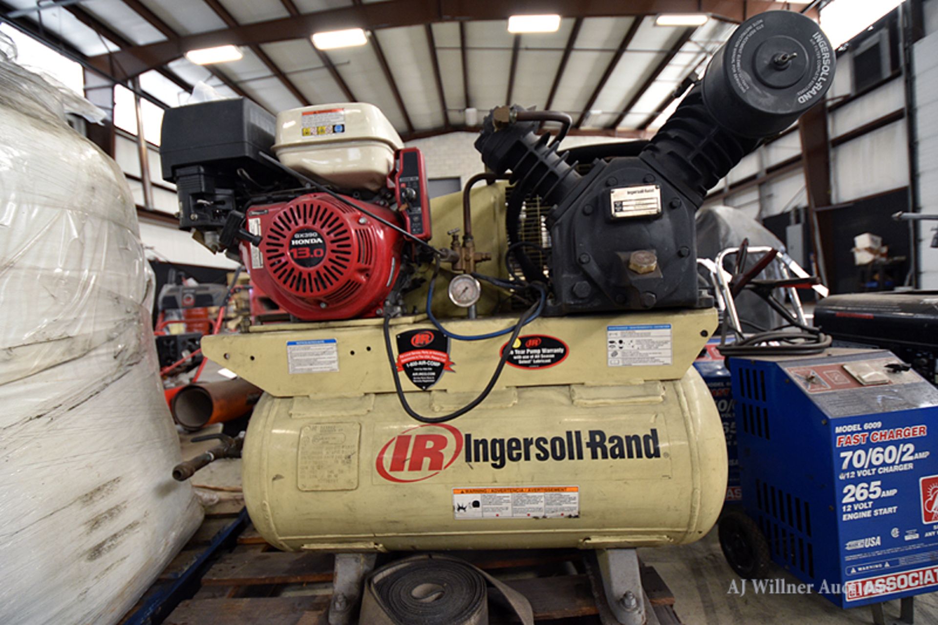 Ingersoll Rand Horizontal Air Compressor 30gal w/ Honda 13hp Engine (gas) Model 2475 sn 5094344