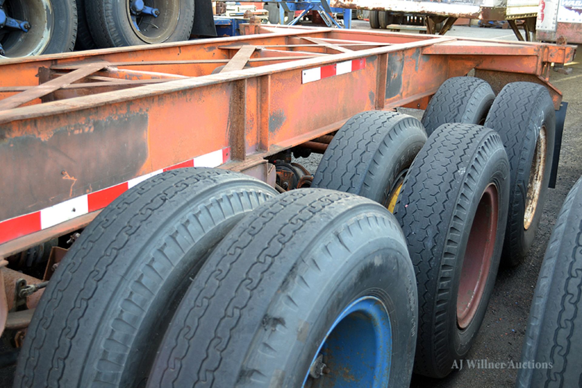 1988 Hyundai 40'-0 gooseneck tri-axle container chassis VIN 145C412S6JL010651 (Unit #9000142) - Image 3 of 5