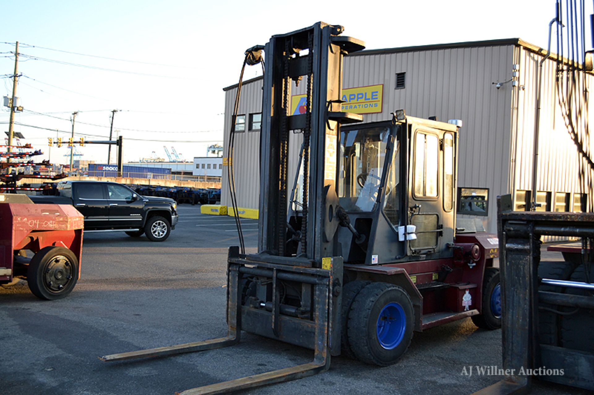 Taylor model THD-160 forklift truck