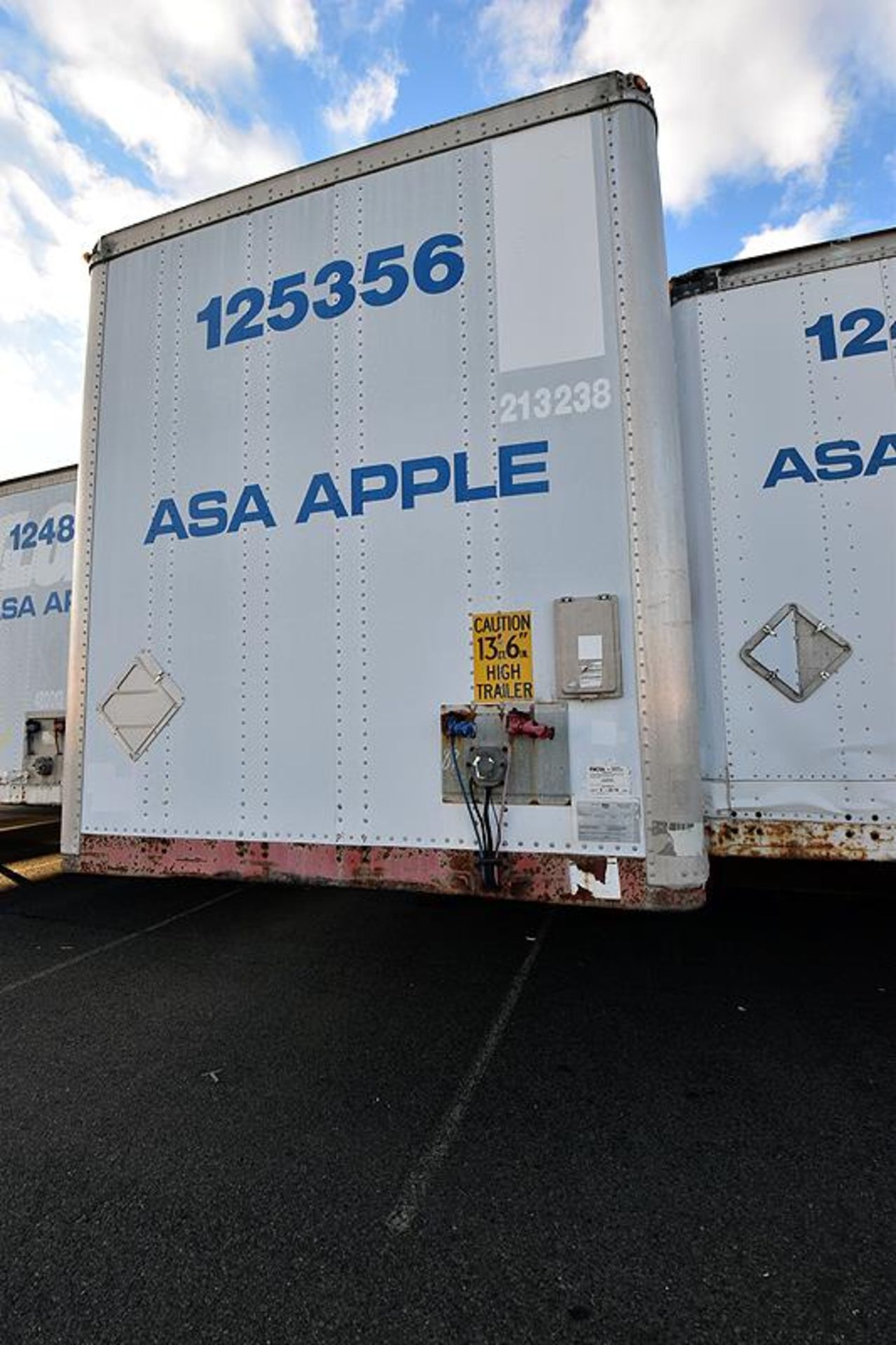 1999 Wabash 53'-0 tandem axel van trailer, 13'-6' high, VIN 1JJV432W2XL538418 (Unit #125356)