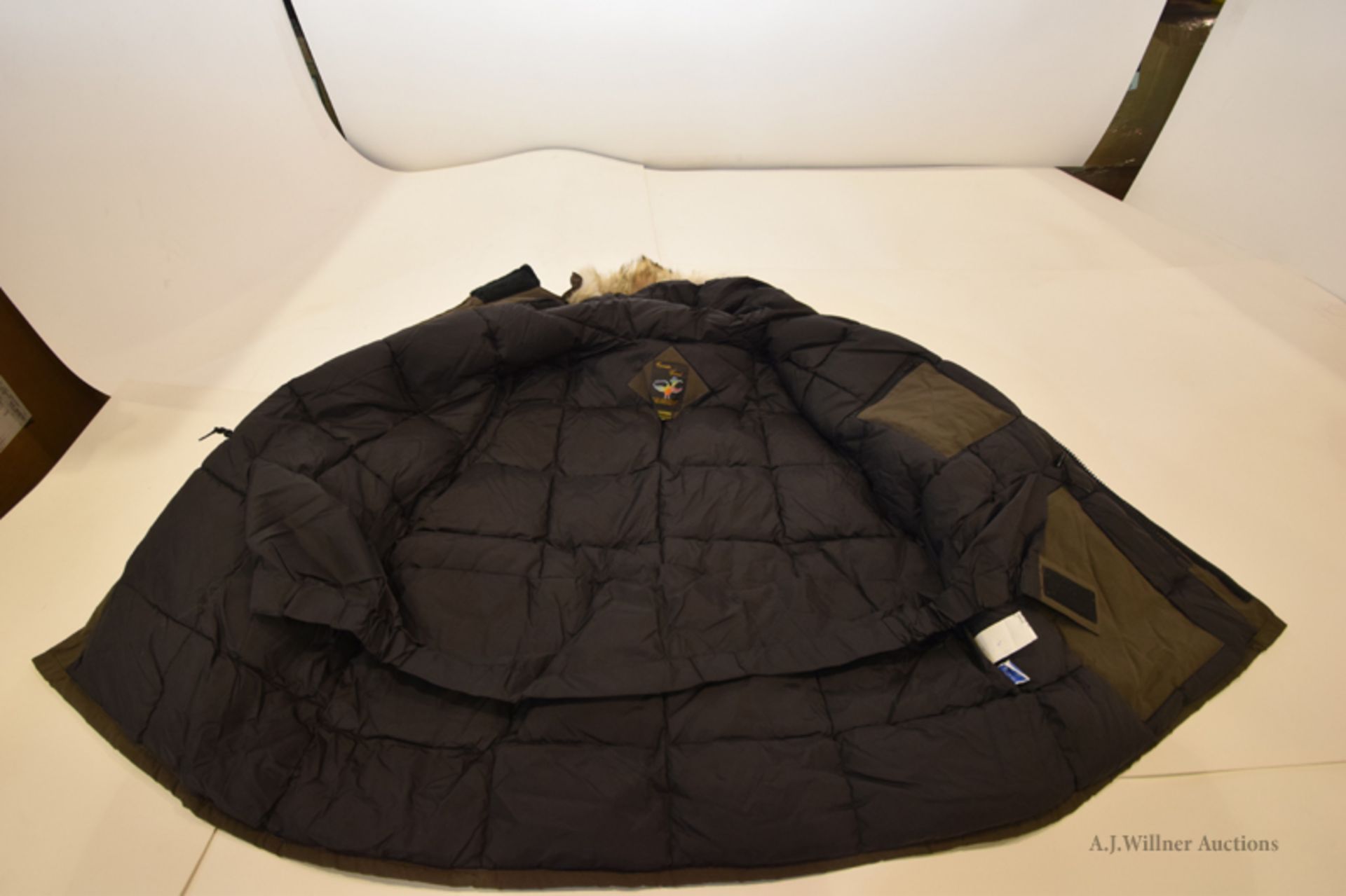 Canada Goose Jacket - Image 27 of 35