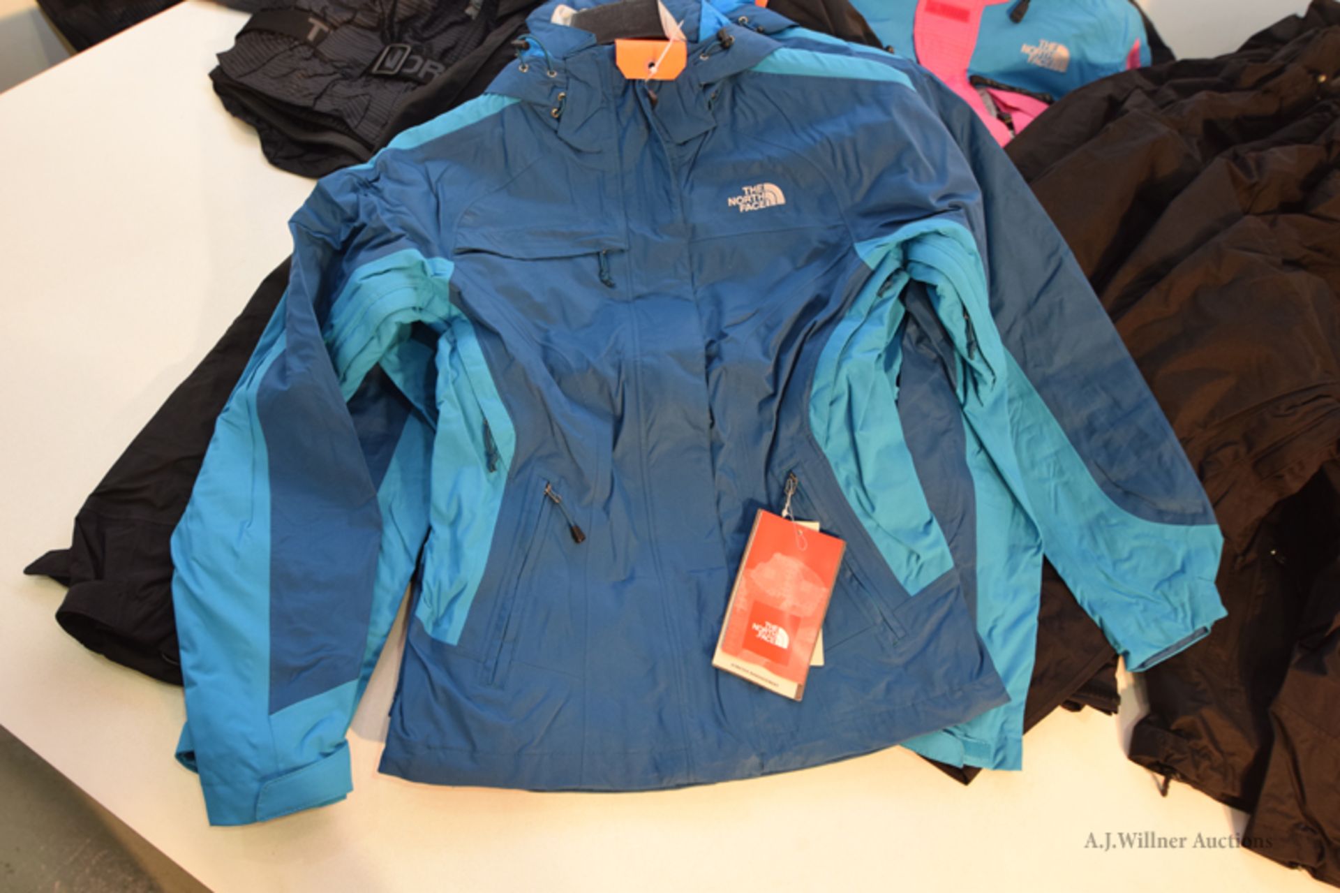 The North Face Clothing - Image 2 of 6