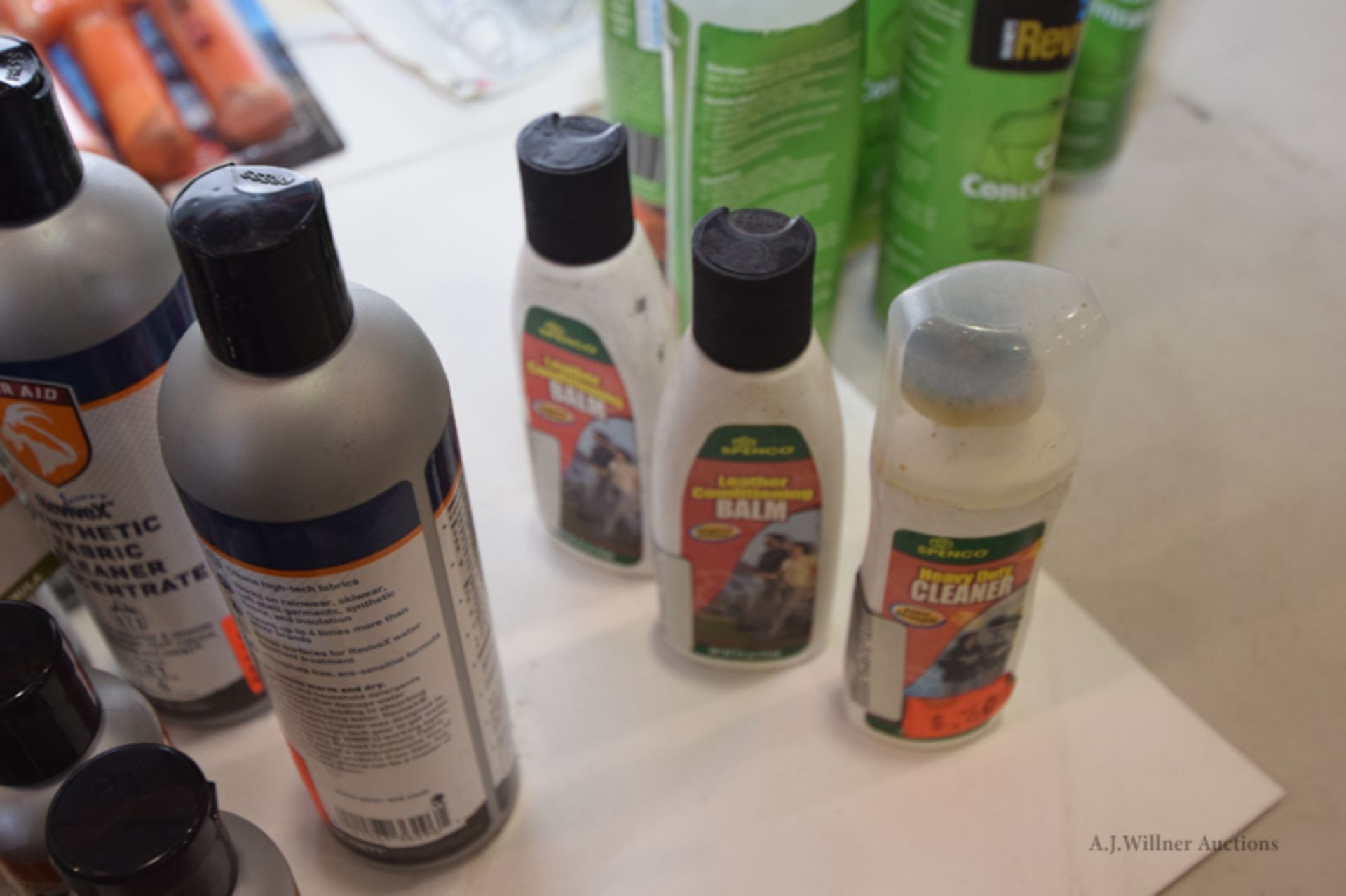 water repellents, fabric cleaners, seam sealers, stain repellent, leather conditioning approx 150pcs - Image 12 of 15