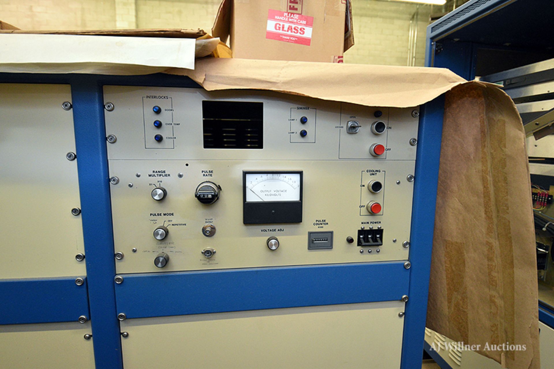 Allied 1610 pulsed power supply w/ cooler - Image 3 of 3