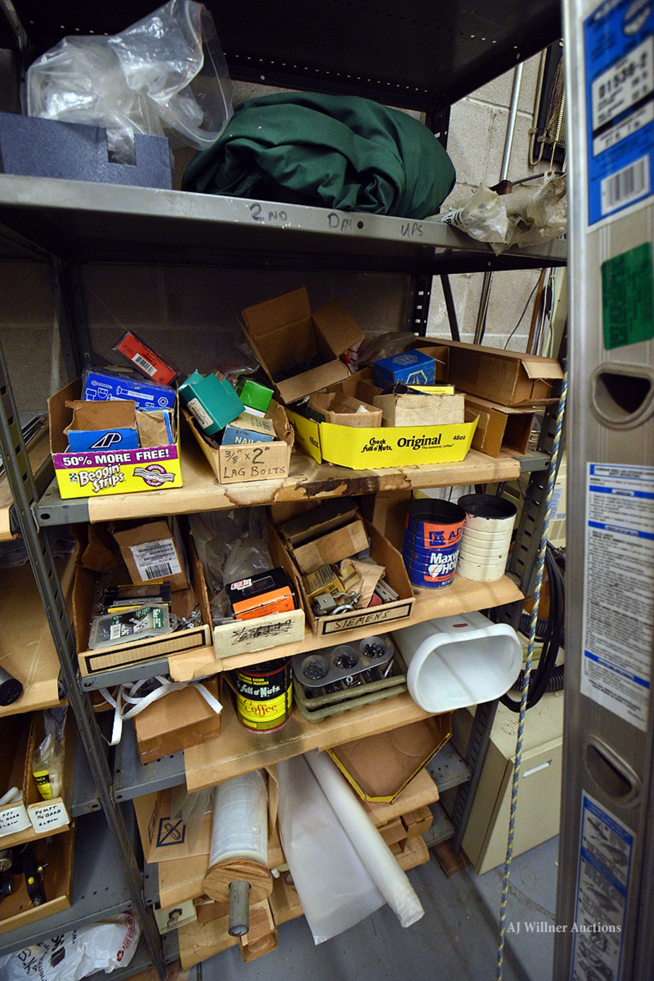 Contents of two shelves-Nuts, Bolts, connectors etc-Contents only - Image 3 of 3