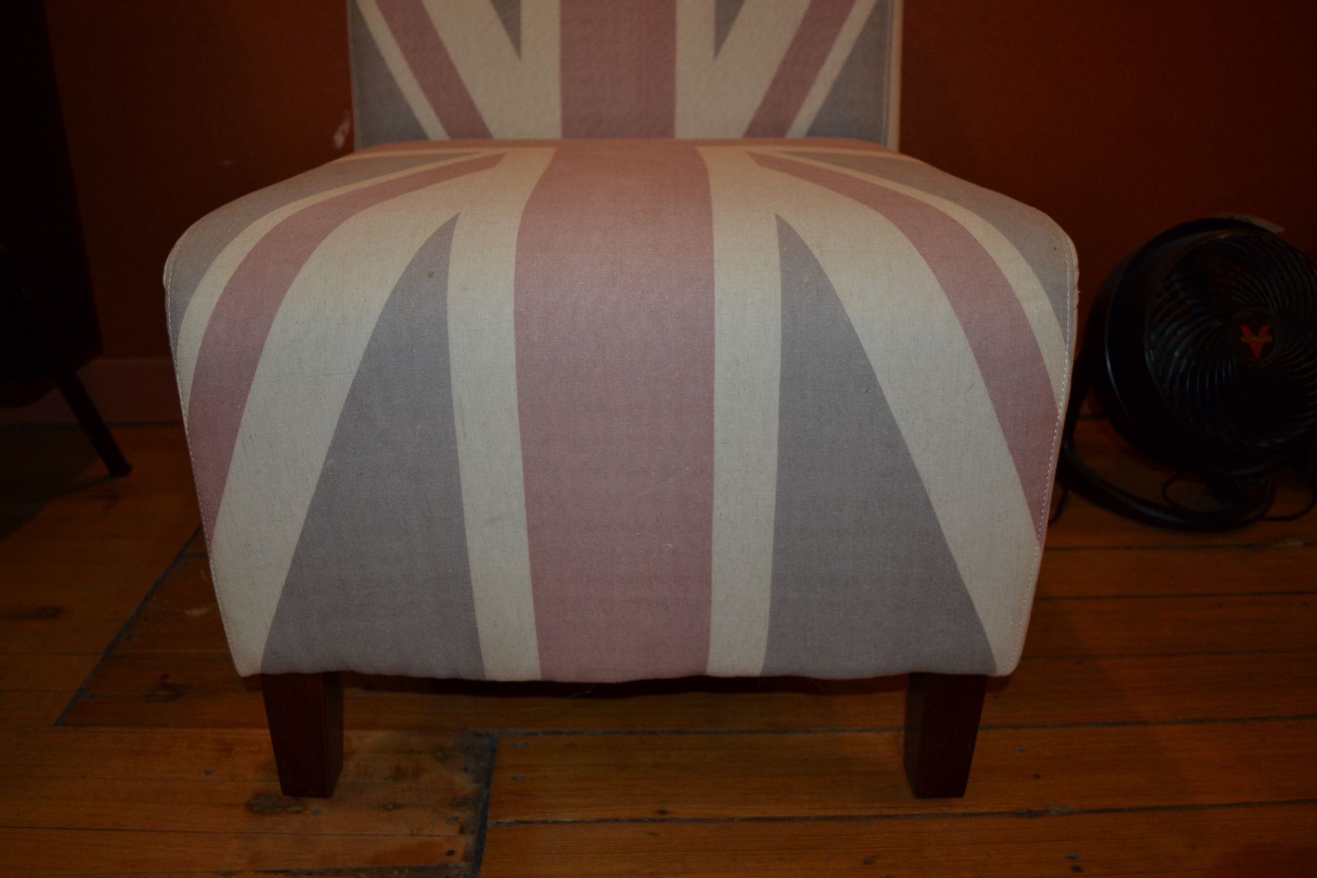 British Flag Upholstered Club Chair - Image 3 of 4