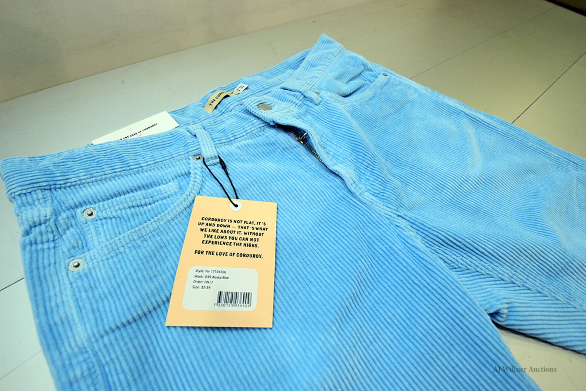 The Cords & Co. "Per" Style, Men's/5-Pocket/High-Waist/ Straight Fit/ Narrow Bottom Leg(Alaska Blue) - Image 3 of 3