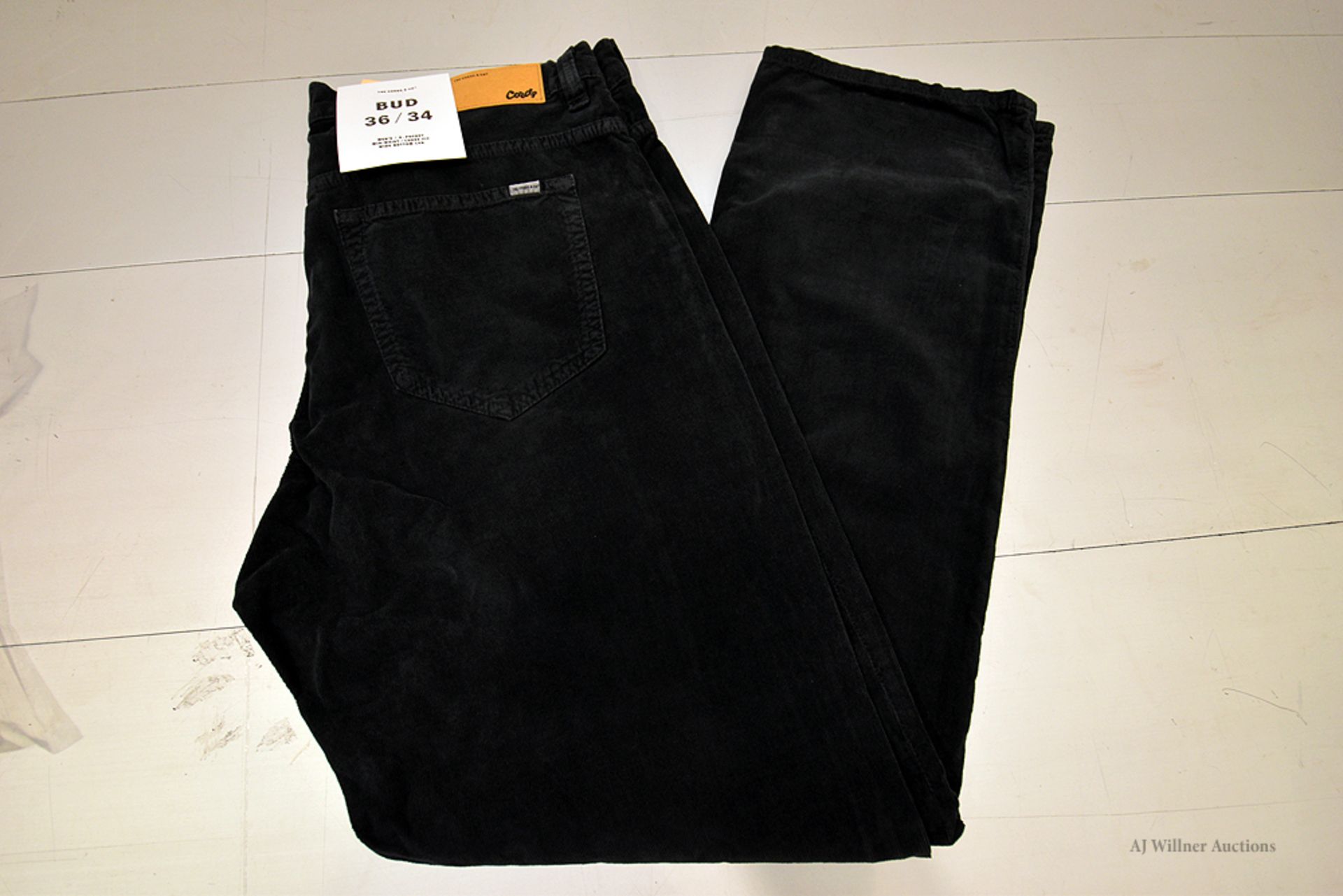 The Cords & Co. "Bud" Mens/Mid-Waist/Loose Fit/ Wide Bottom Leg Pants MSRP $160 - Image 2 of 4