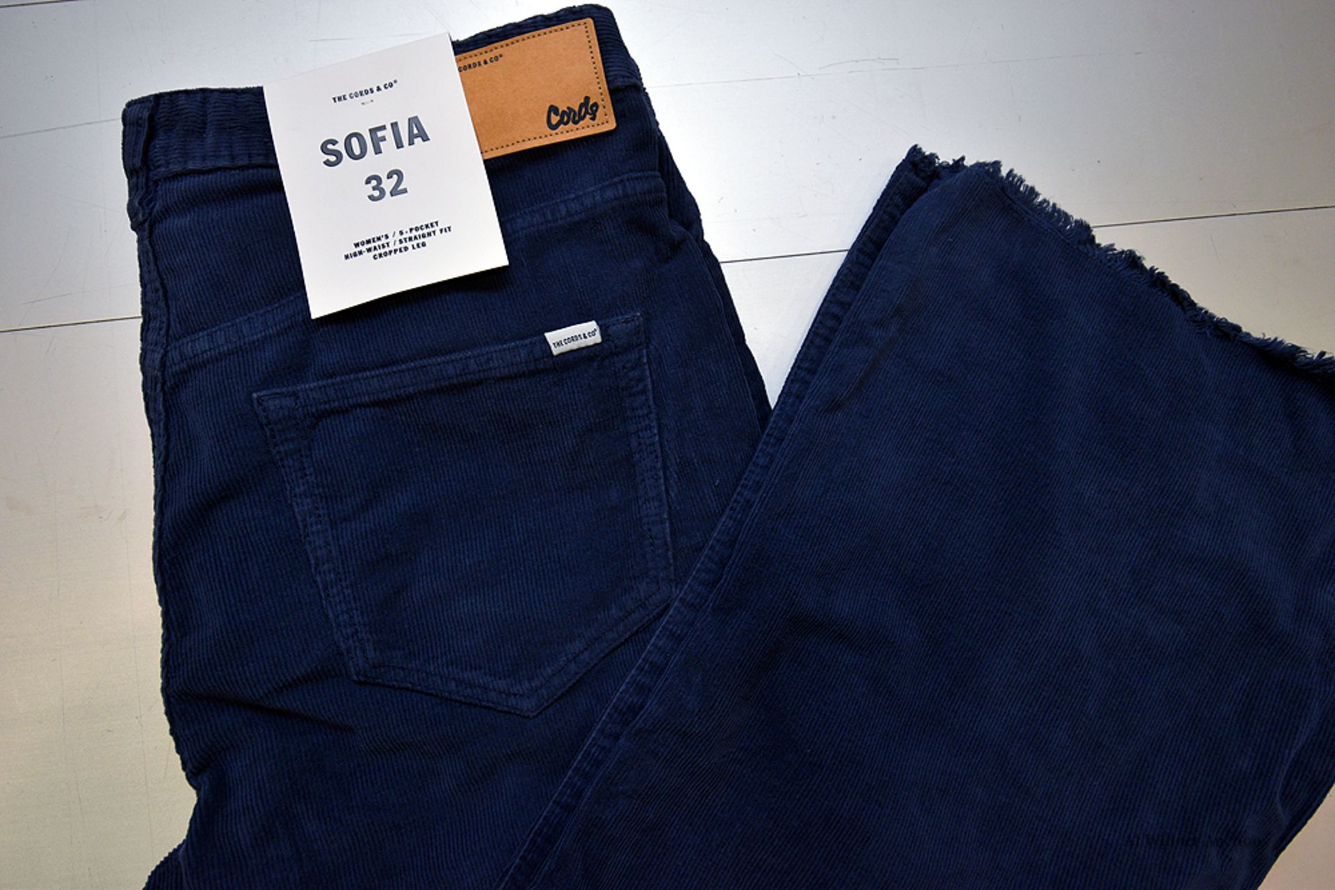 The Cords & Co. "Sofia" Style, Womens/ 5-Pocket/High-Waist/ Straight Fit/ Cropped Leg Pants( Indigo) - Image 2 of 3