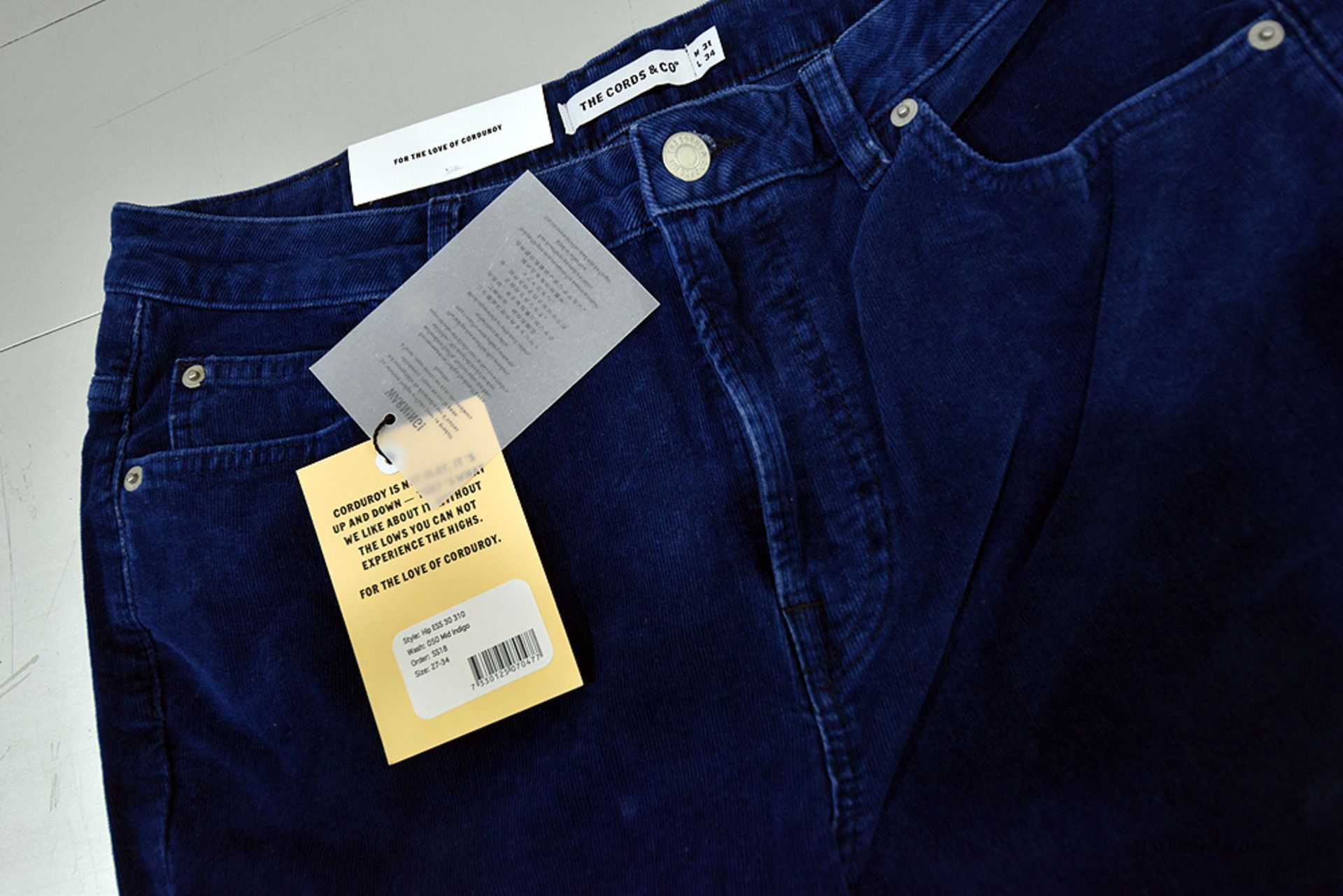 The Cords & Co. "Hip" Womens/Mid Waist/Slim Fit Flare Pants MSRP $160 - Image 3 of 5