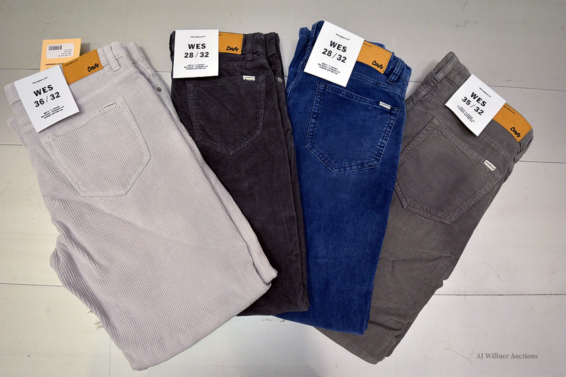 The Cords & Co. "Wes" Men's/High-Waist/ Straight Fit/ Narrow Bottom MSRP $160