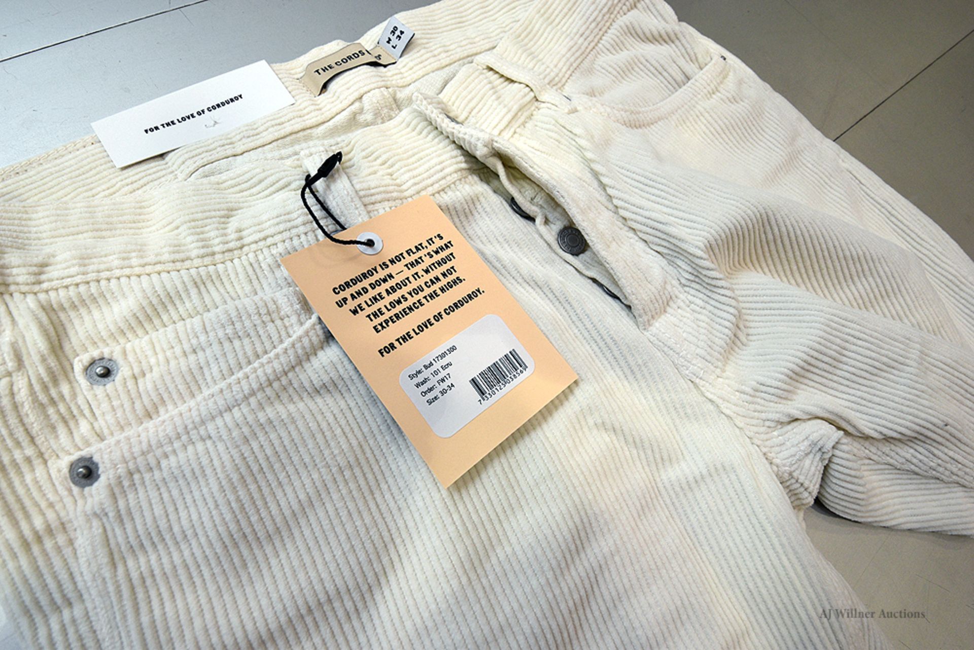 The Cords & Co. "Bud" Style, Men's/ 5-Pocket/ Mid-Waist/ Loose Fit/ Wide Bottom Leg Pants (Ecru) - Image 4 of 4