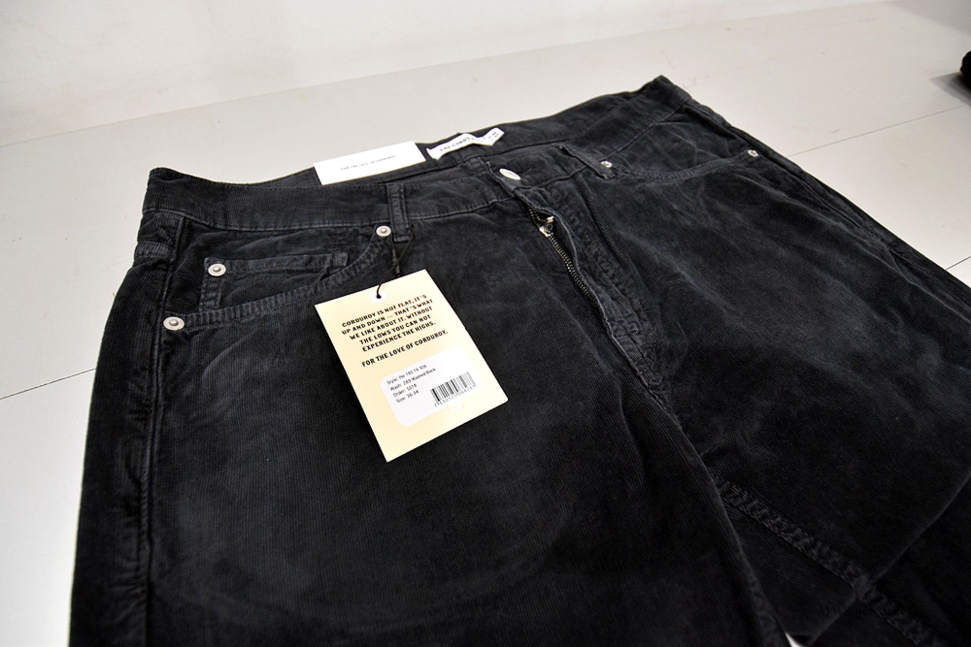 THE CORDS & CO. "PER" MEN'S/HIGH-WAIST/ STRAIGHT FIT/ NARROW LEG MSRP $160 - Image 4 of 5