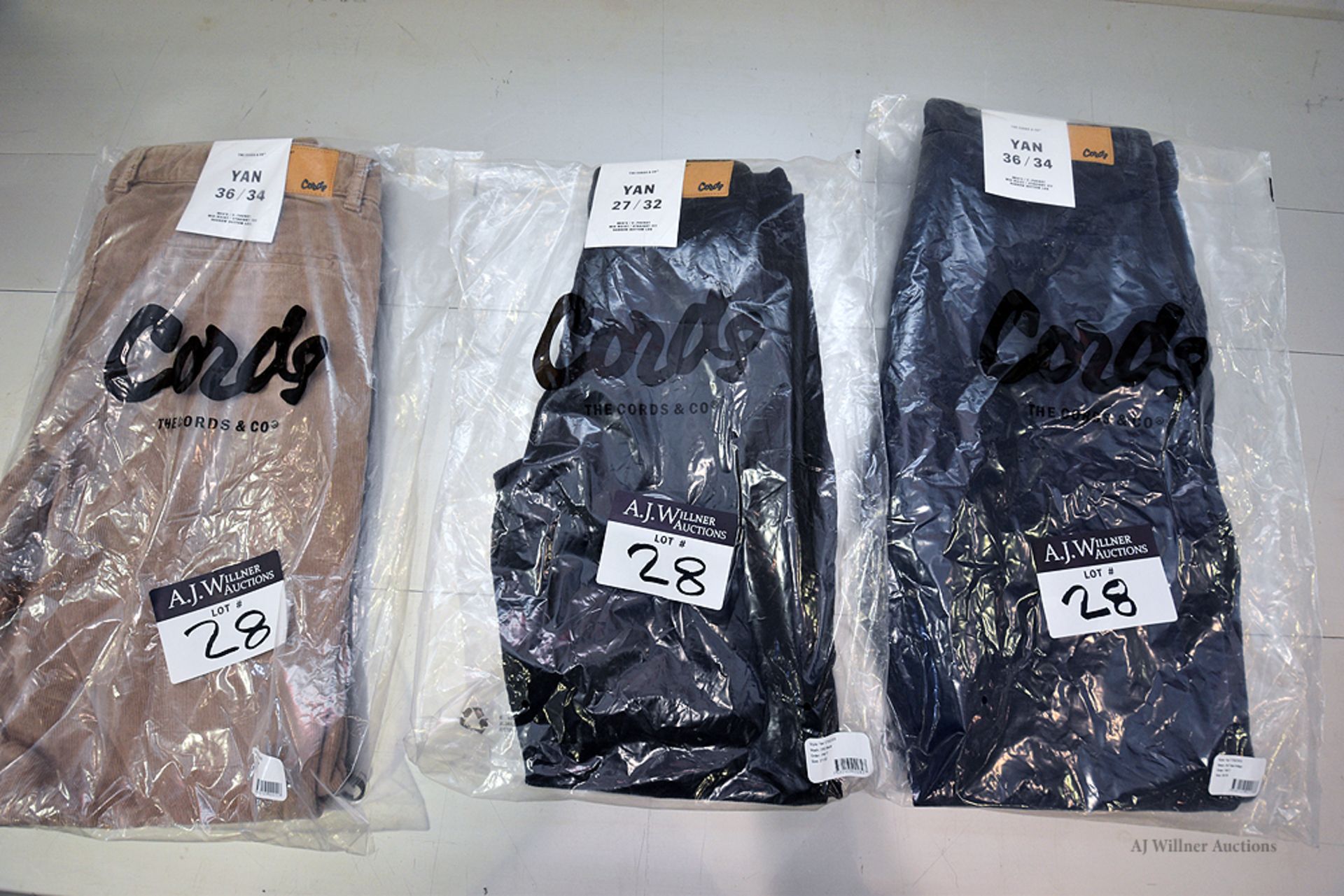 The Cords & Co. "Yan" Mens/Mid-Waist/Straight Fit/Narrow Leg Pants MSRP $160