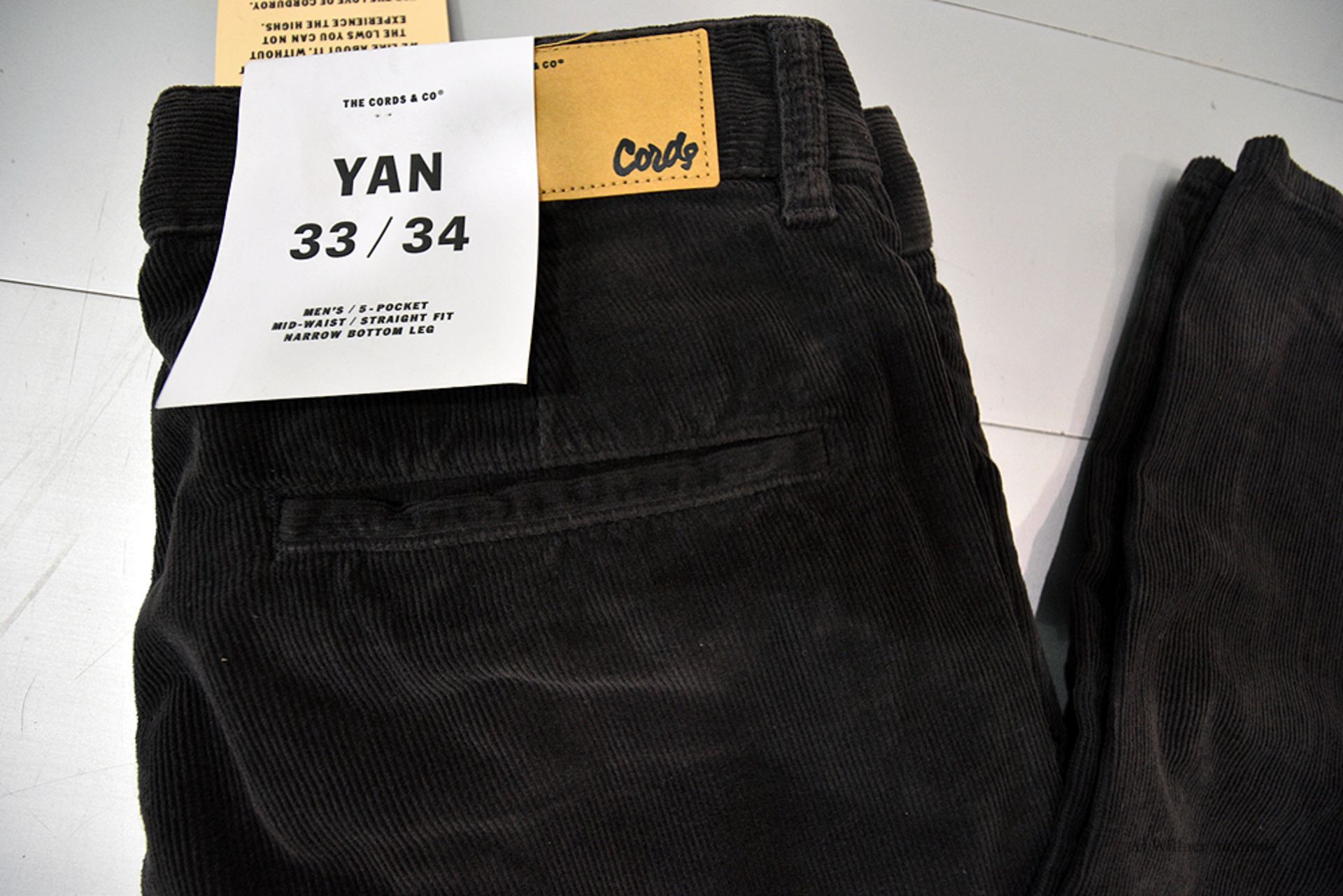 The Cords & Co. "Yan" Mens/Mid-Waist/Straight Fit/Narrow Leg Pants MSRP $150 - Image 5 of 6