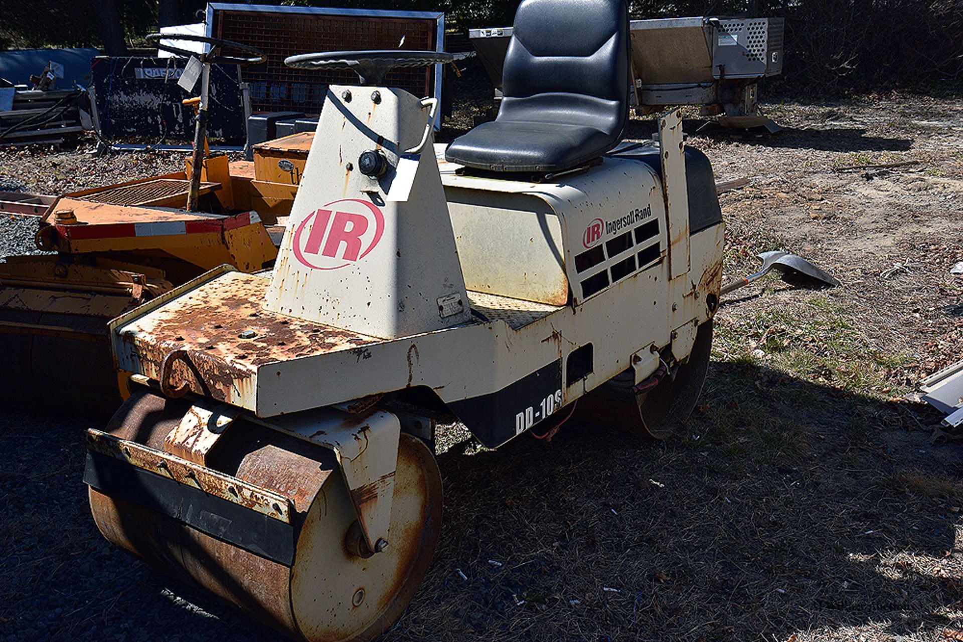 Ingersoll Rand Model DD-10S Vibratory Smooth Drum Roller S/N 010038