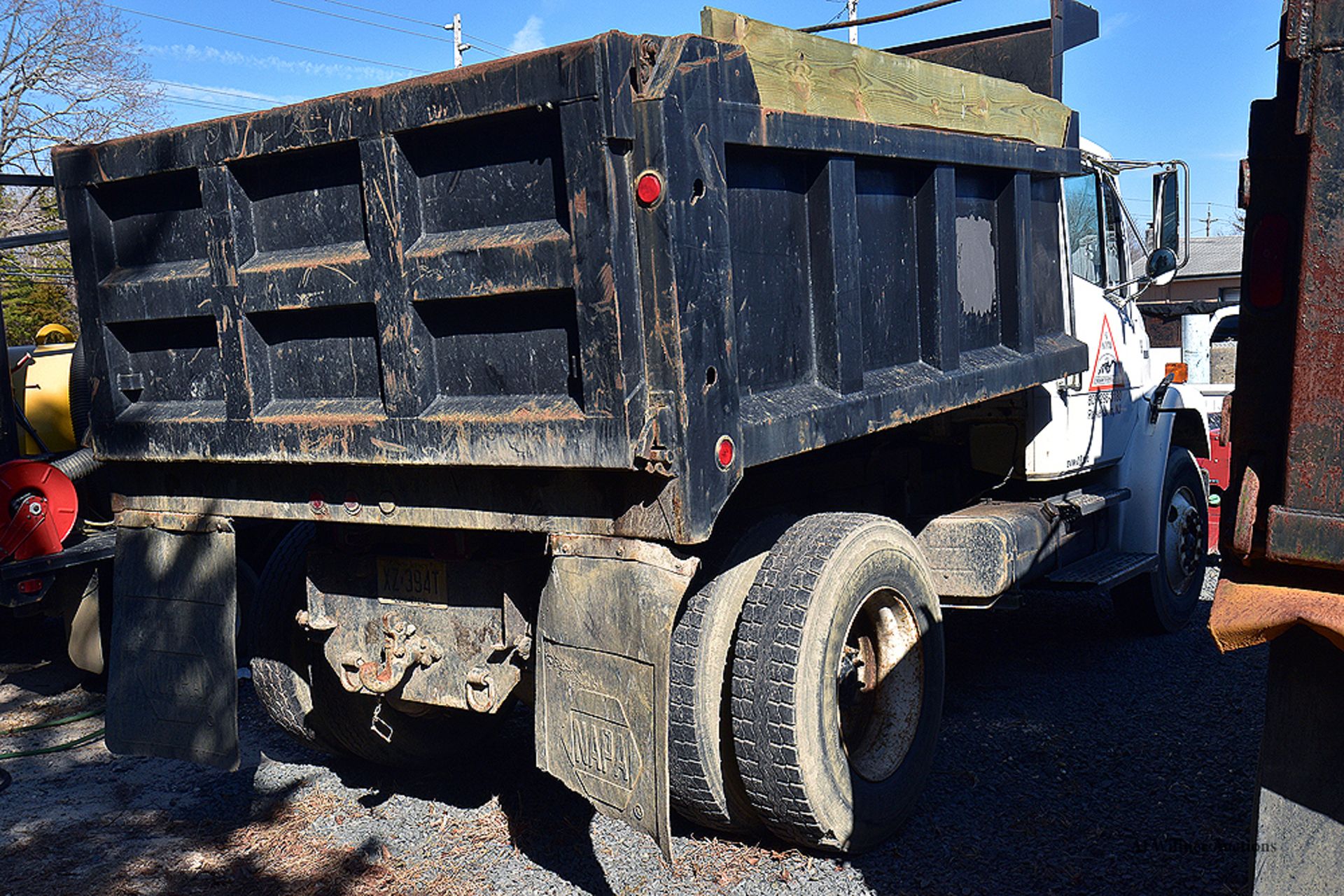 1995 Freighliner Model FL-70 Conventional Cab Single Axle Dump Truck 145,486 Miles - Image 3 of 9