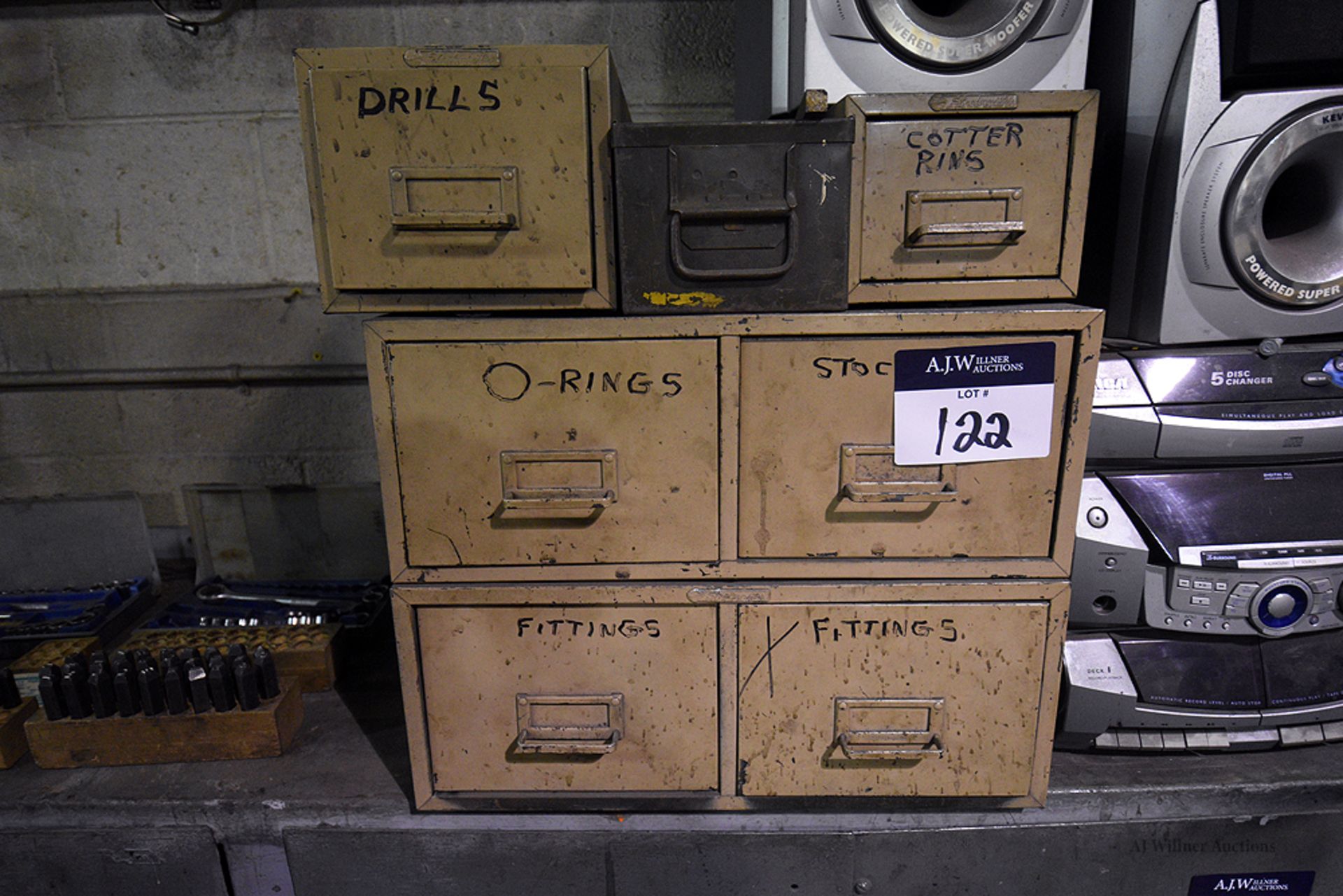 (6) Drawers w/Contents (Fittings & Drill Bits)