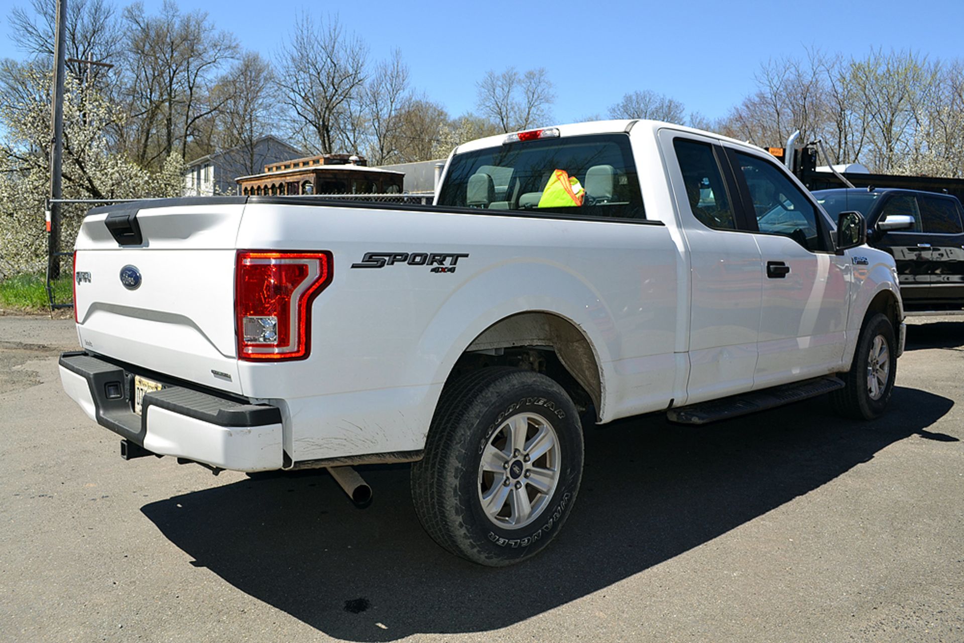2015 Ford F150 Lariat SuperCab, 4WD Pick Up Truck - Image 3 of 11