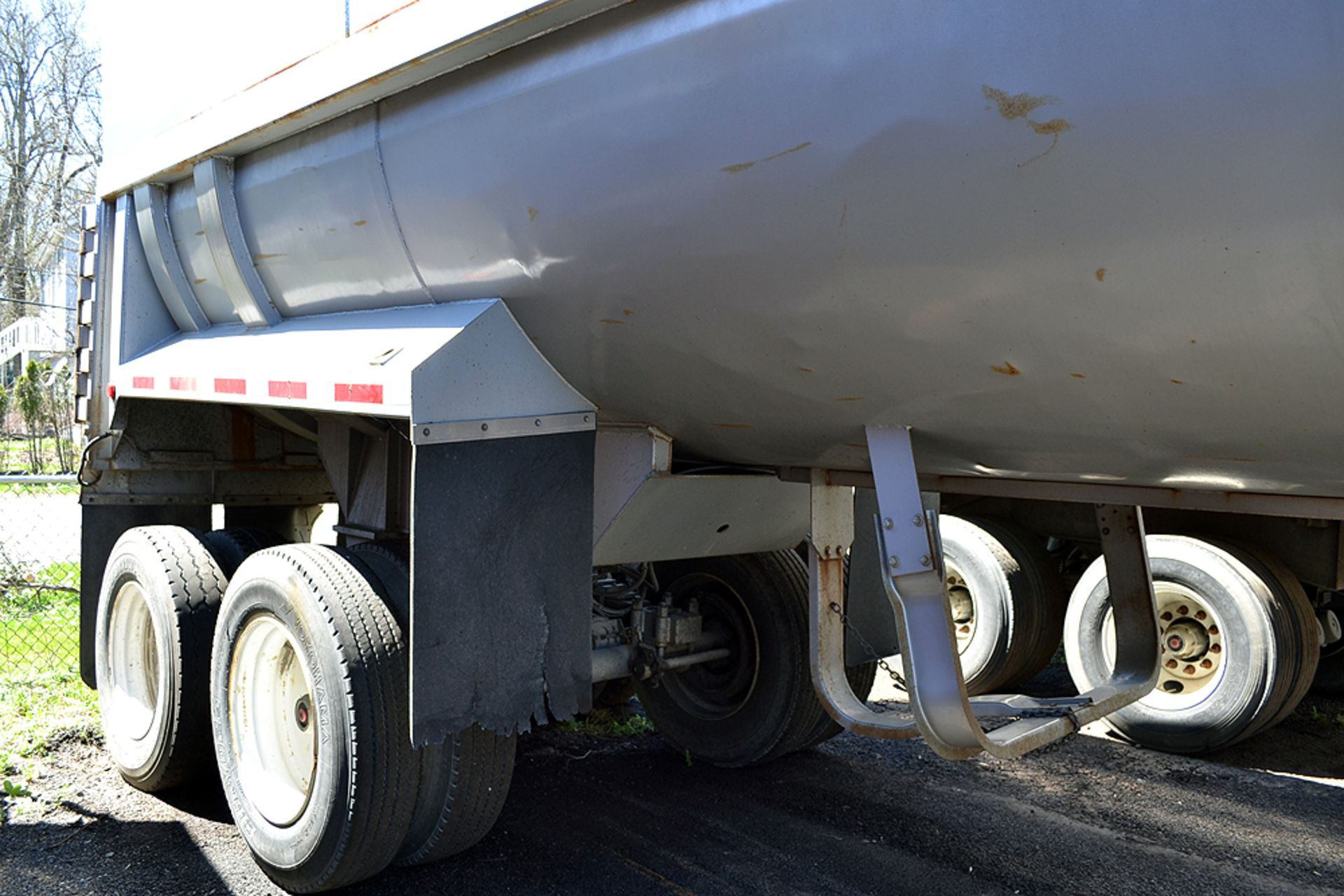 2017 Spectec Tec STFD3448102 34’-0 Tandem Axle, Steel End Dump, Rock Trailer - Image 2 of 6