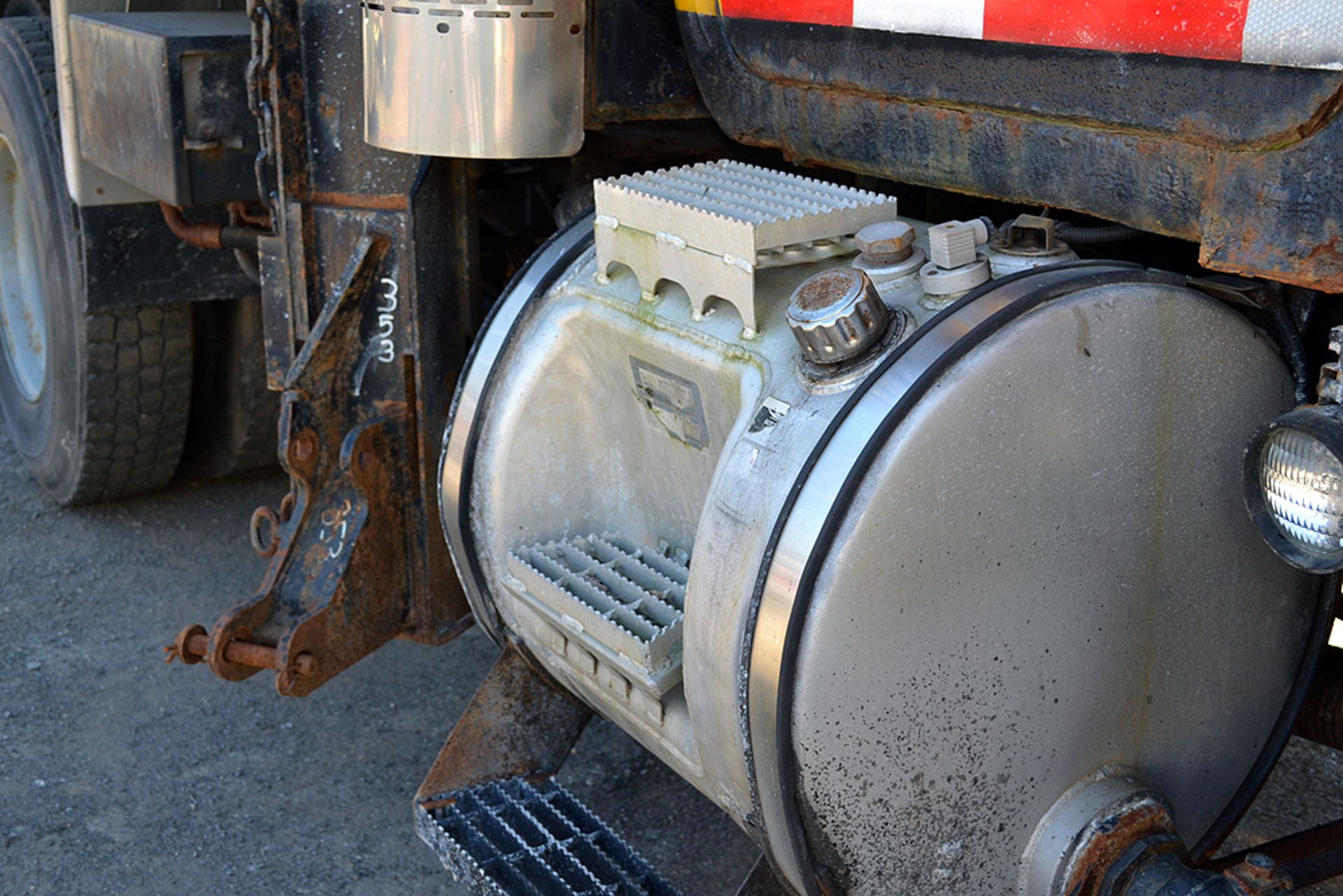 2003 Mack RD 688S Tandem Axle, Dump Truck - Image 14 of 19