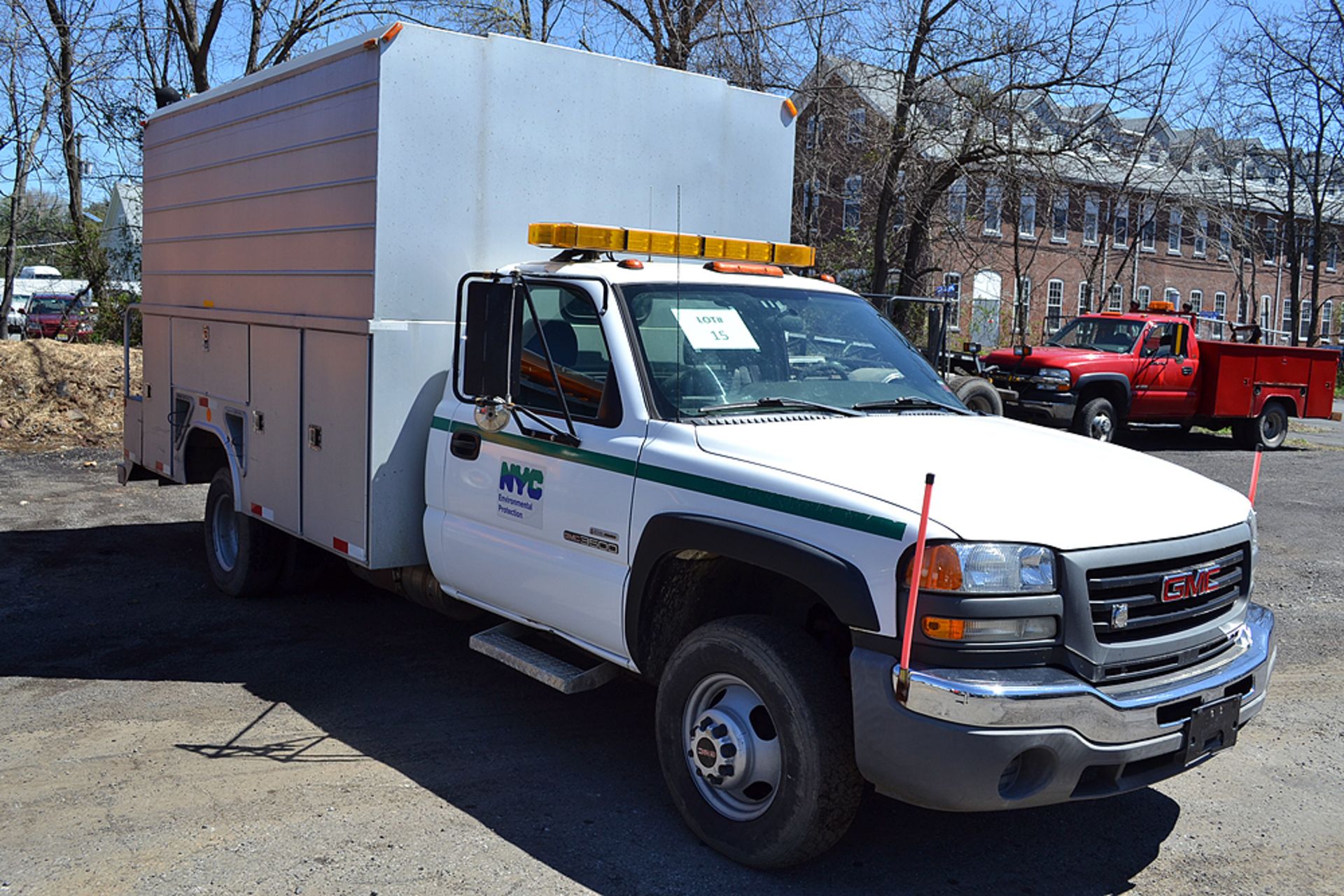 2006 GMC Sierra 3500, Diesel Utility Body Truck - Image 6 of 10