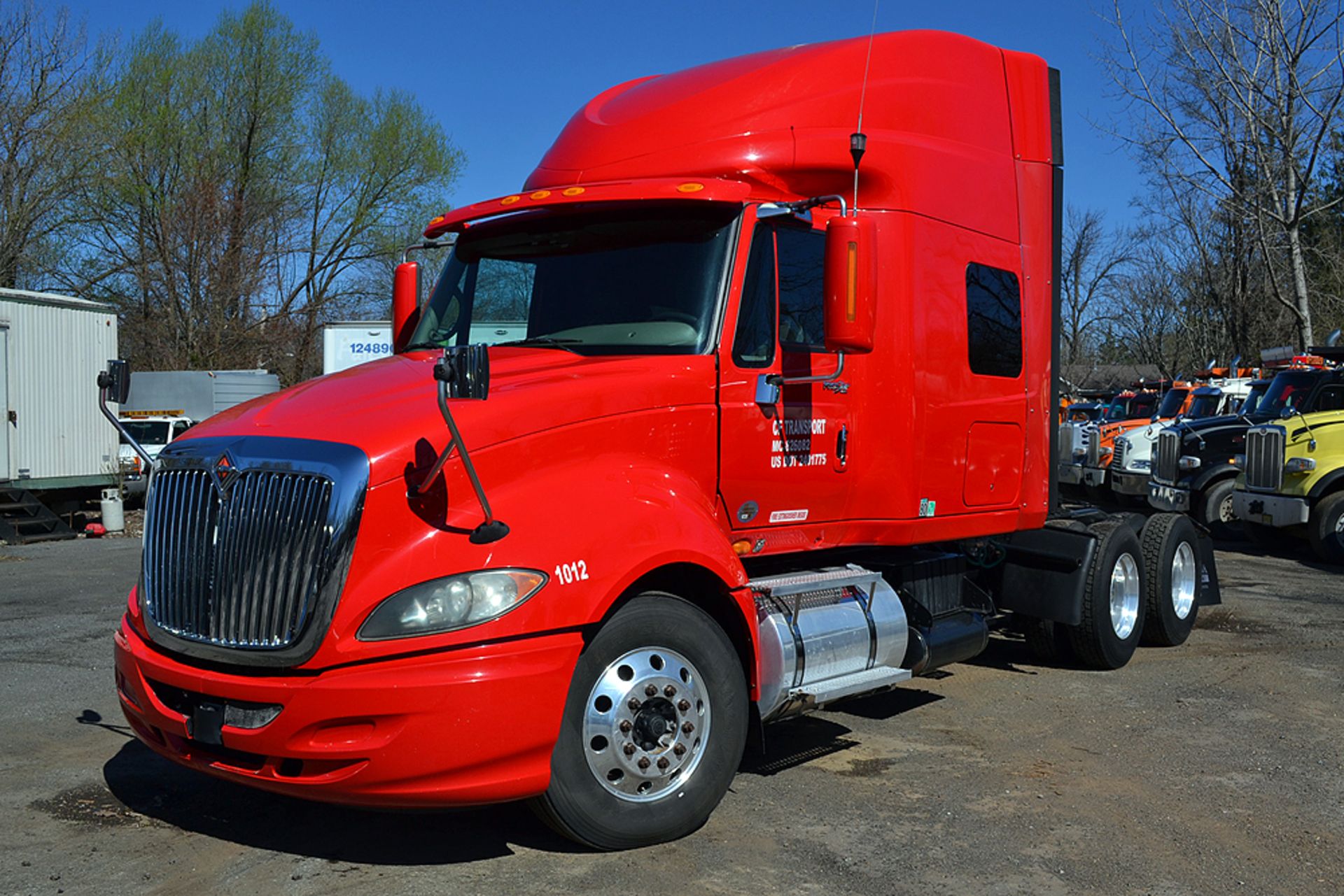 2010 International Prostar, Sleeper Cab Tandem Axle, Truck Tractor