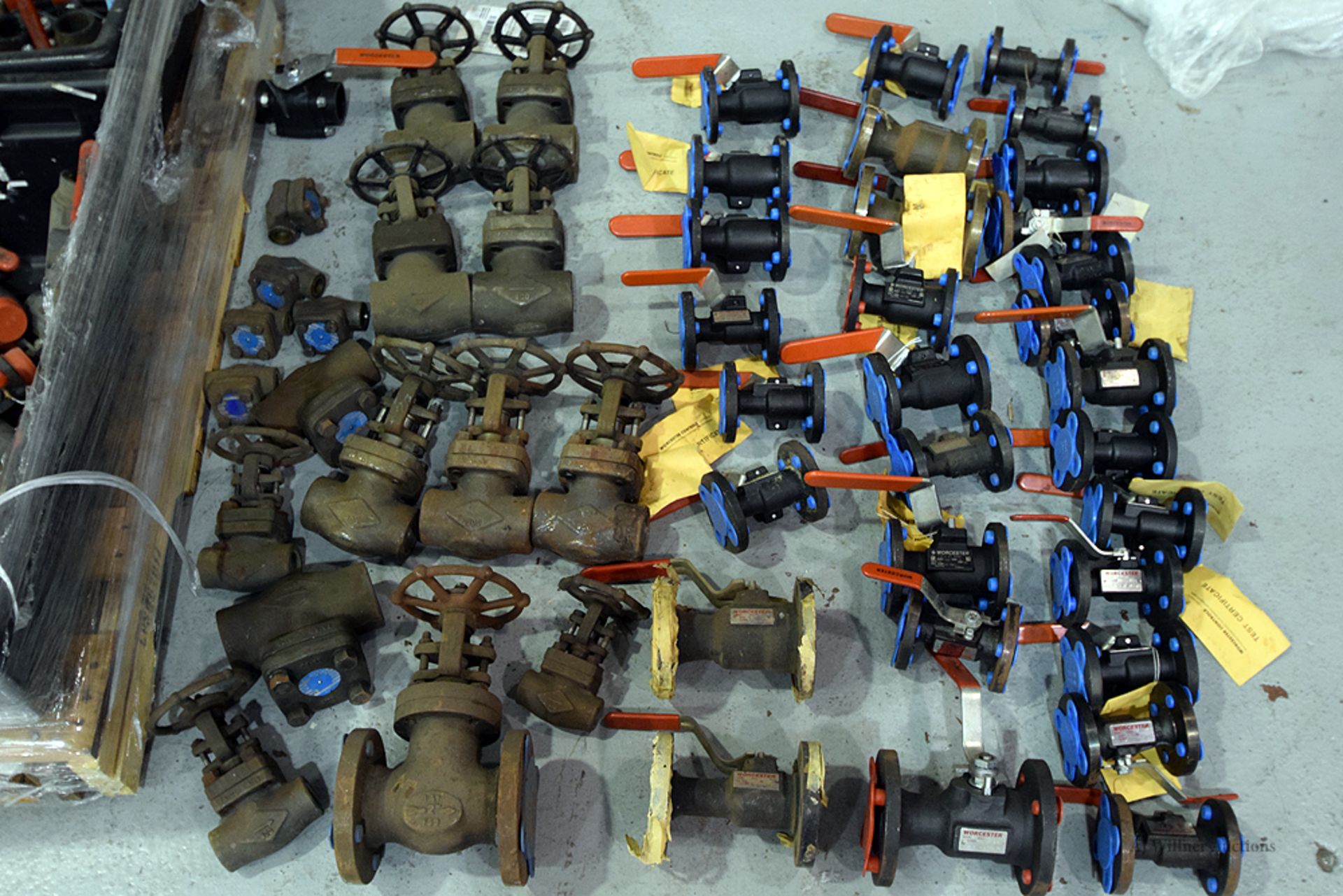 Assorted Valves & Hardware - Image 3 of 21