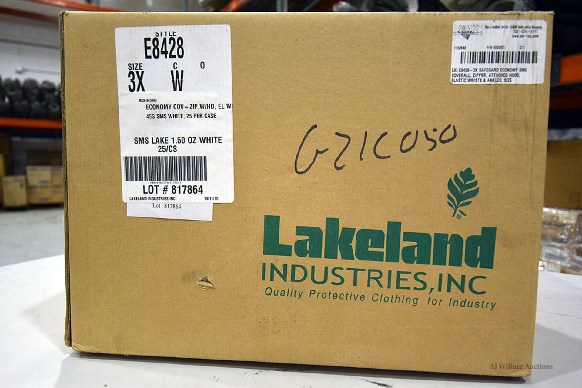 Boxes of 25pc - Lakeland E8428 Economy Cov/Zip/Hood/Elastic WR & Ankle/ SMS Lake 1.50 oz White