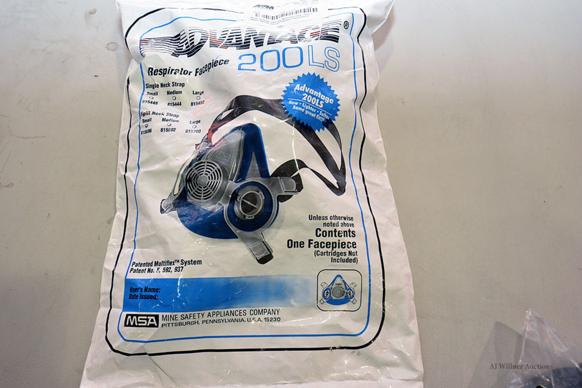 Advantage, Respirator Facepiece, Model 200LS W/ Avantage 200 Filter Covers - Image 2 of 4