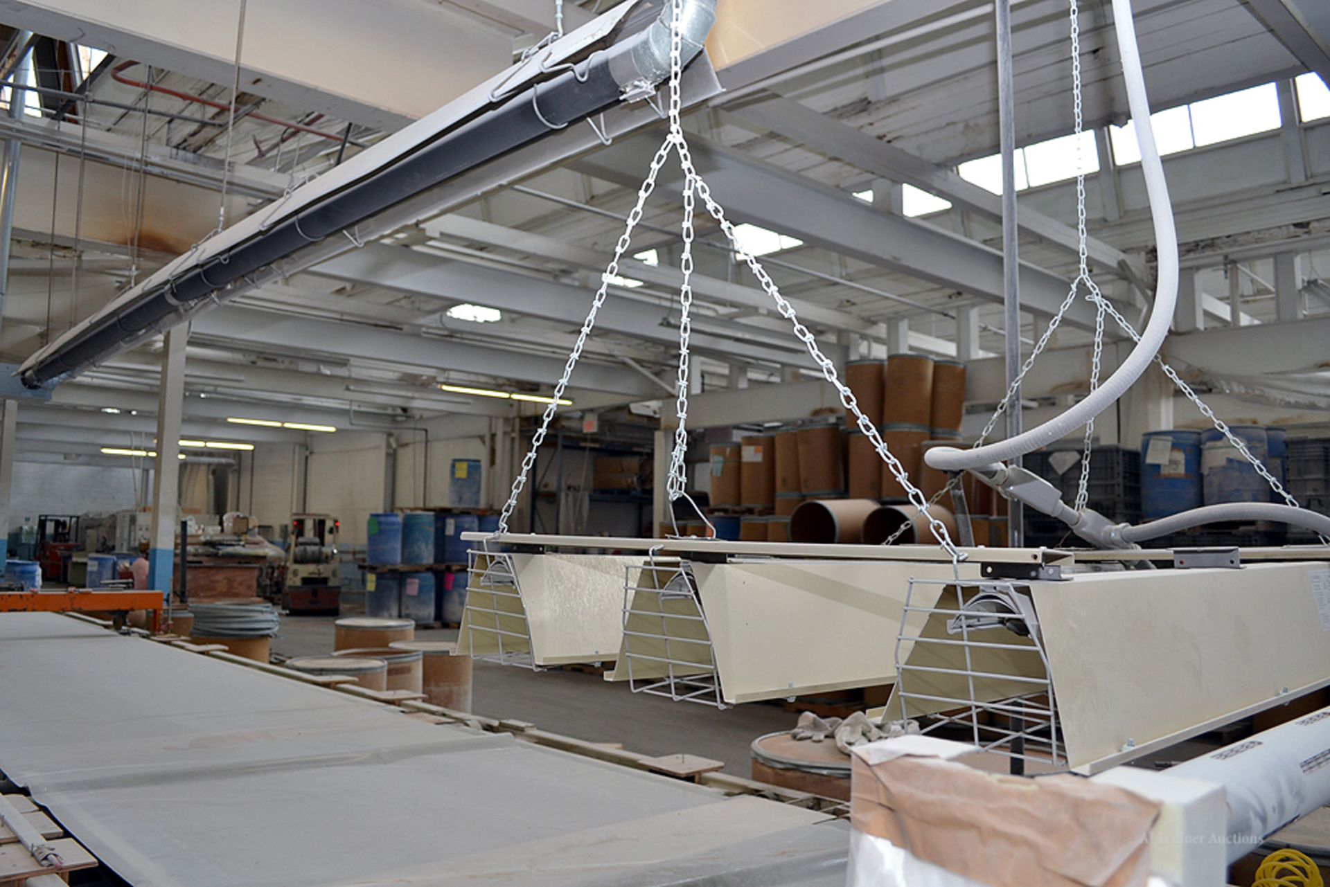 Motorized Belt Conveyer Extrusion Table, 45' w/ (4) 62" Power Belt Conveyers, Rollers etc. - Image 5 of 7