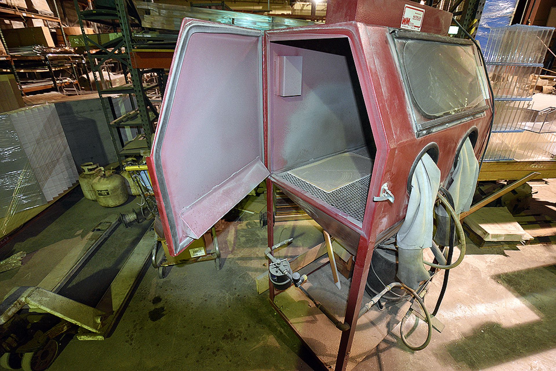 Waterloo Sand Blasting Booth - Image 5 of 6