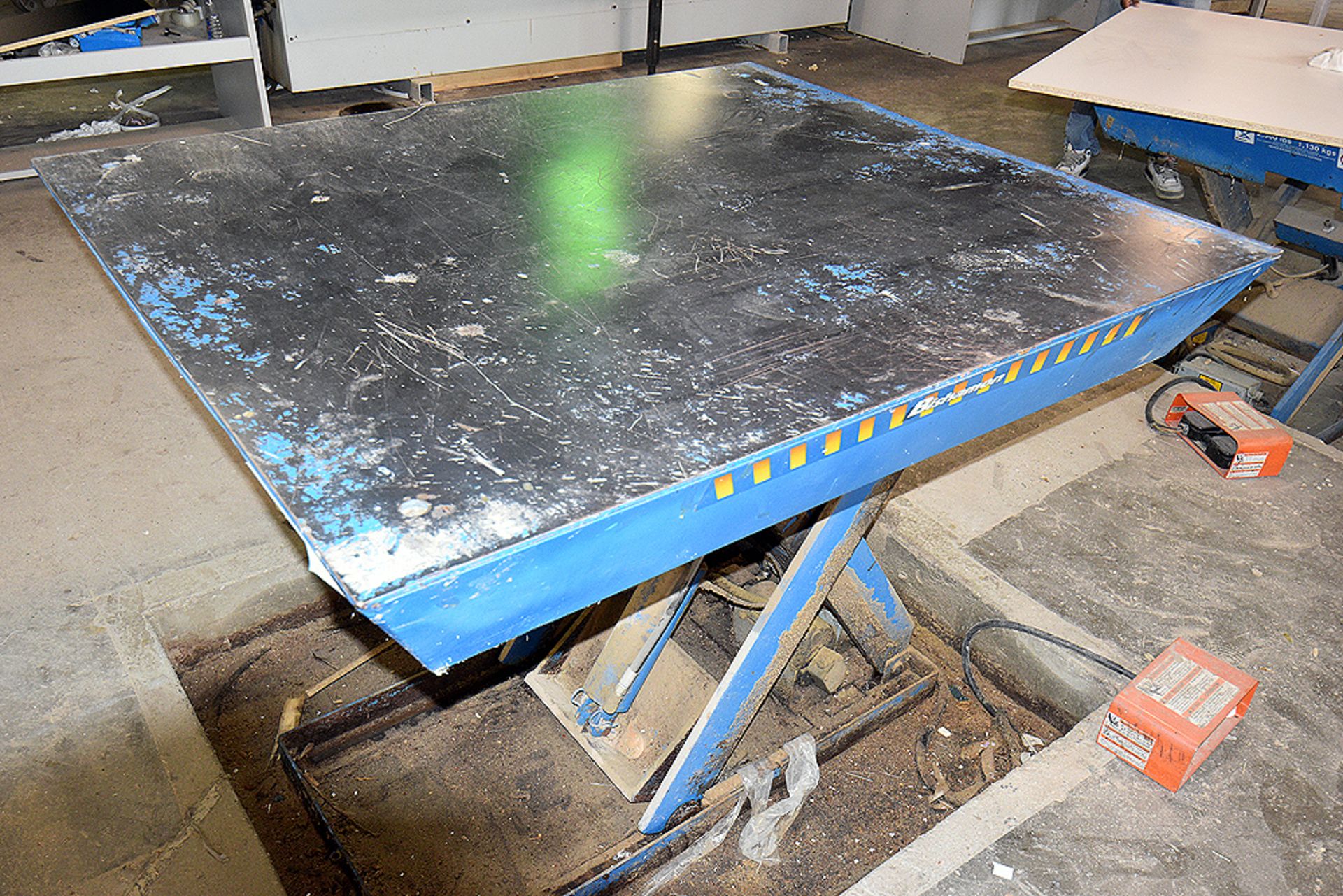 Bishamon, 2500lb cap Hydraulic Lift Table - Image 2 of 9