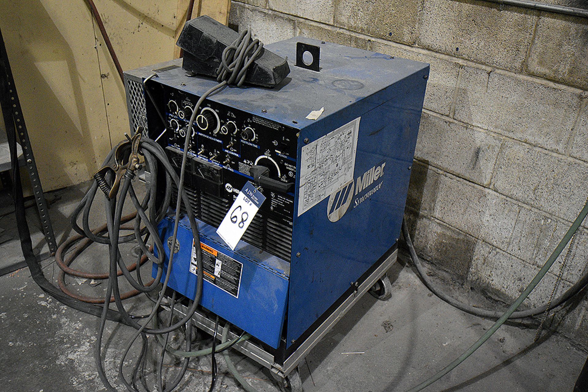 Miller Syncrowave 250 CC-AC/DC Welding Powersource