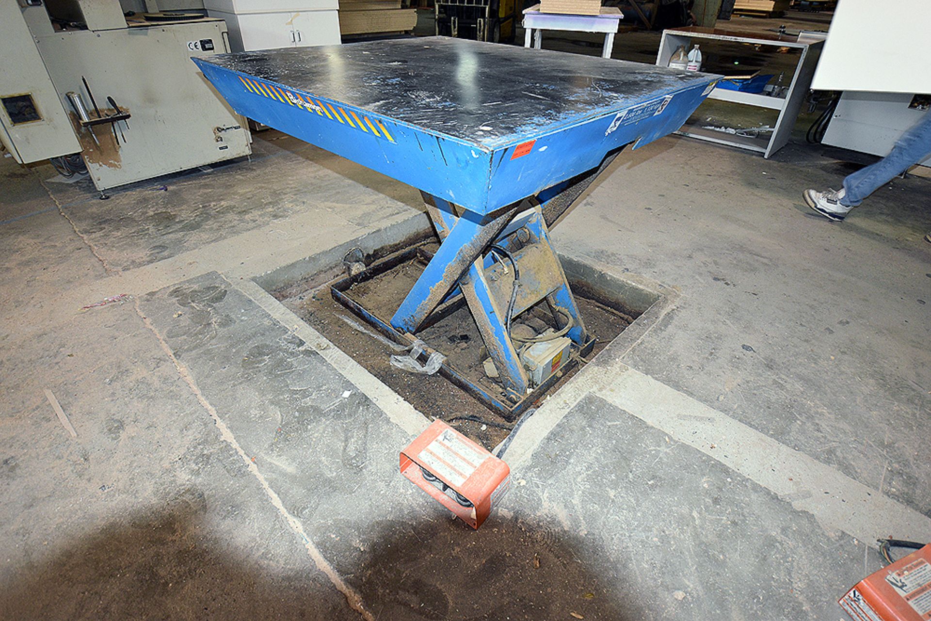 Bishamon, 2500lb cap Hydraulic Lift Table - Image 8 of 9