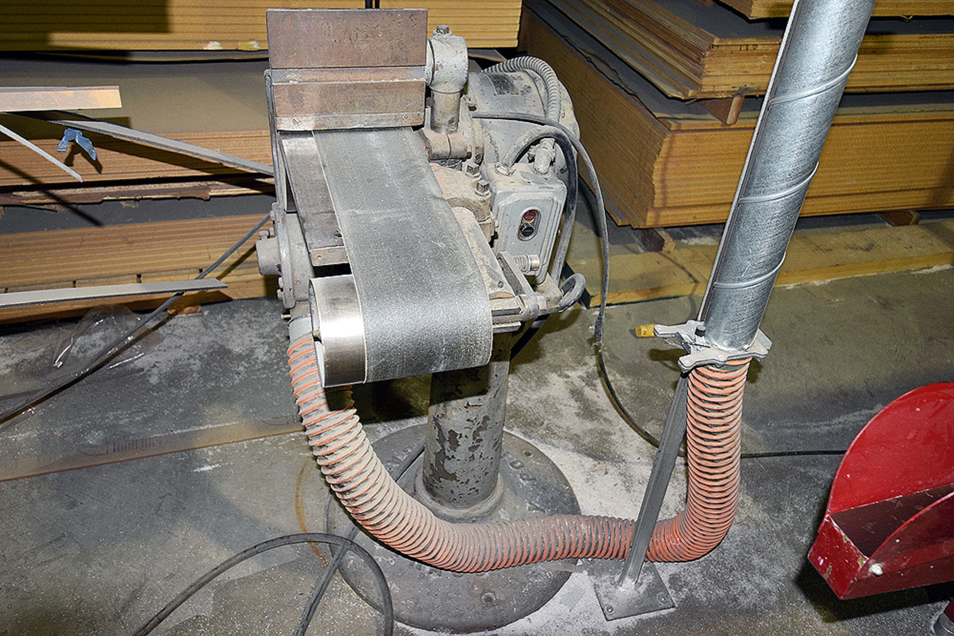 Porter Cable Pedestal Mounted Belt Sander - Image 2 of 3