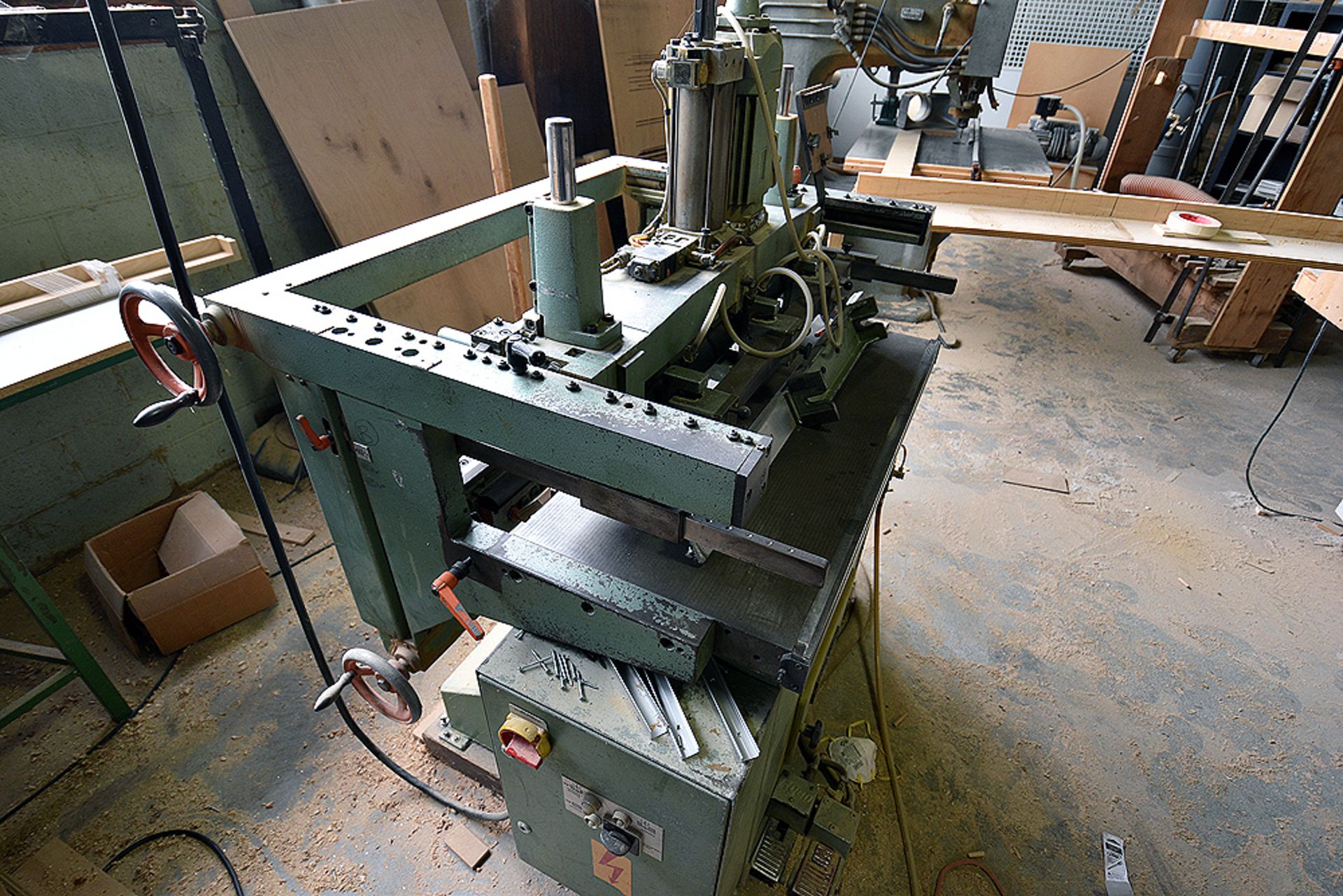 Ayen model DB2000 Dowel & Hole Drilling Machine - Image 5 of 5